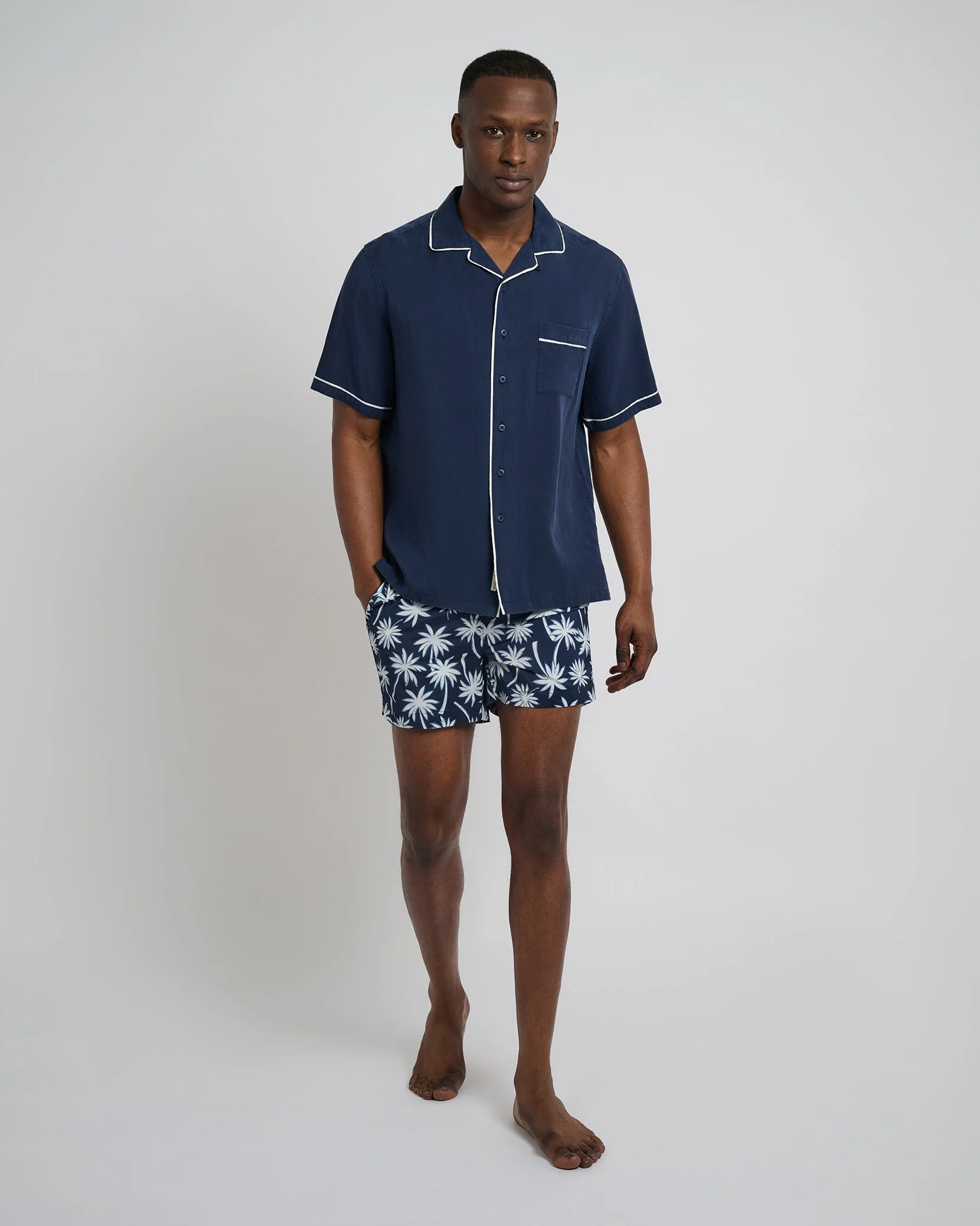 Mens | Charles 4" Swim Trunk | Deep Navy - Image 4