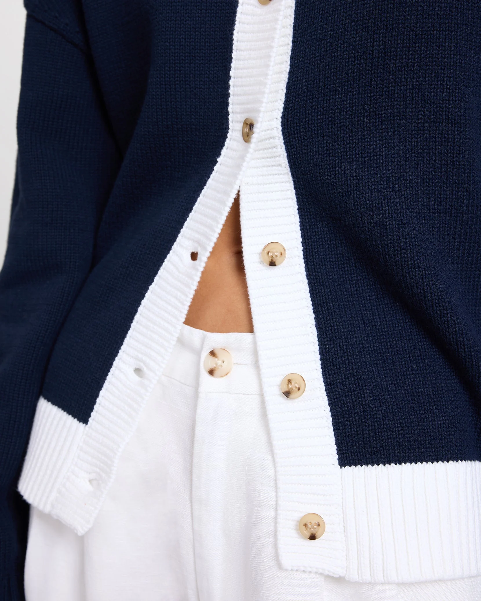 Womens | Cotton Fitted Cardigan | Noir Navy/White - Image 6