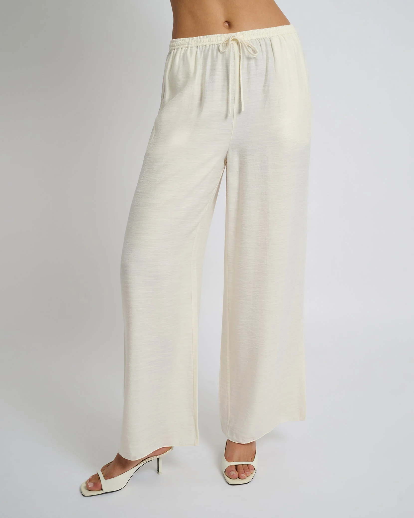 Womens | Crinkle Wide Leg Drawstring Pant | Egret