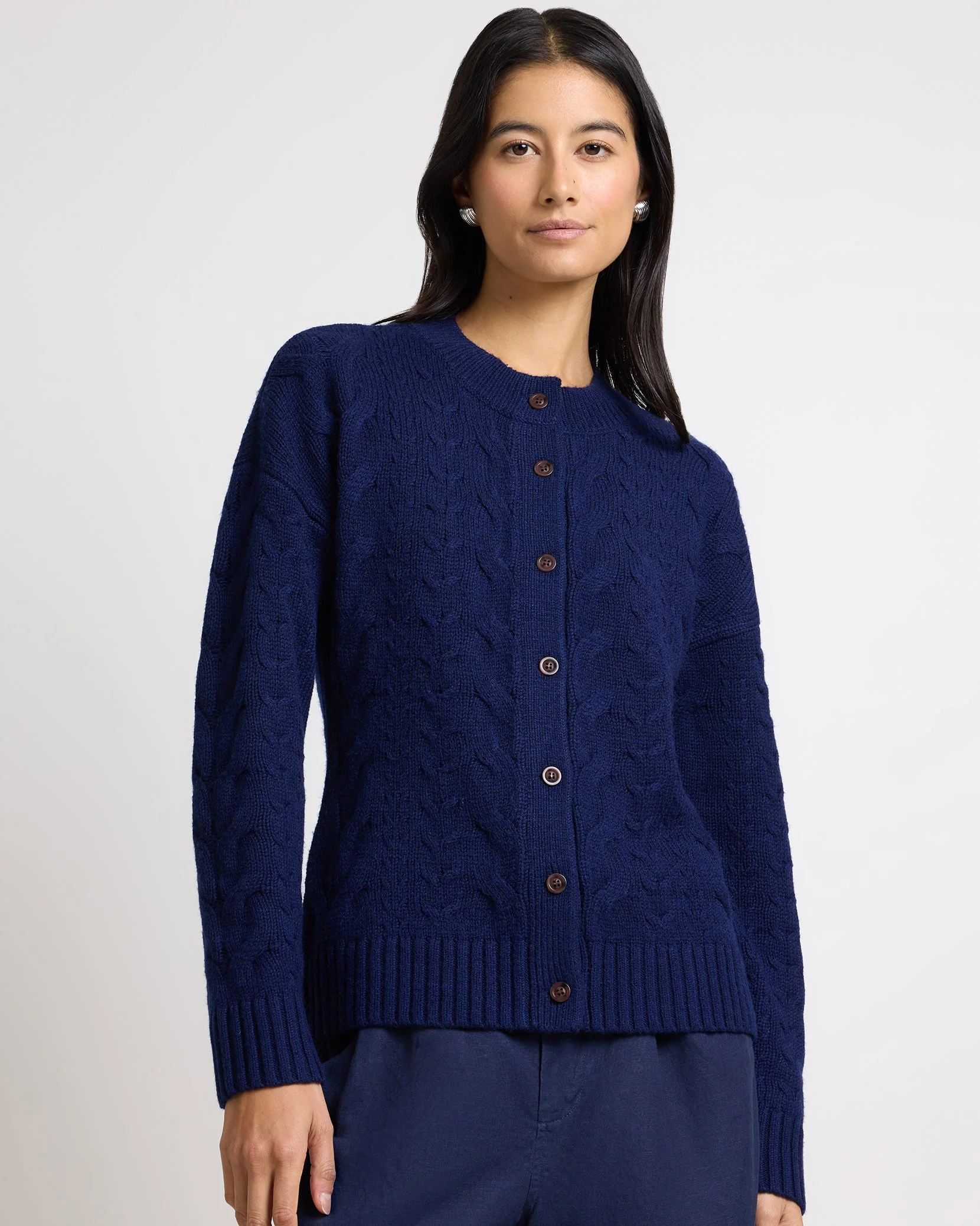 Womens | Fitted Cable Knit Cardigan | Noir Navy