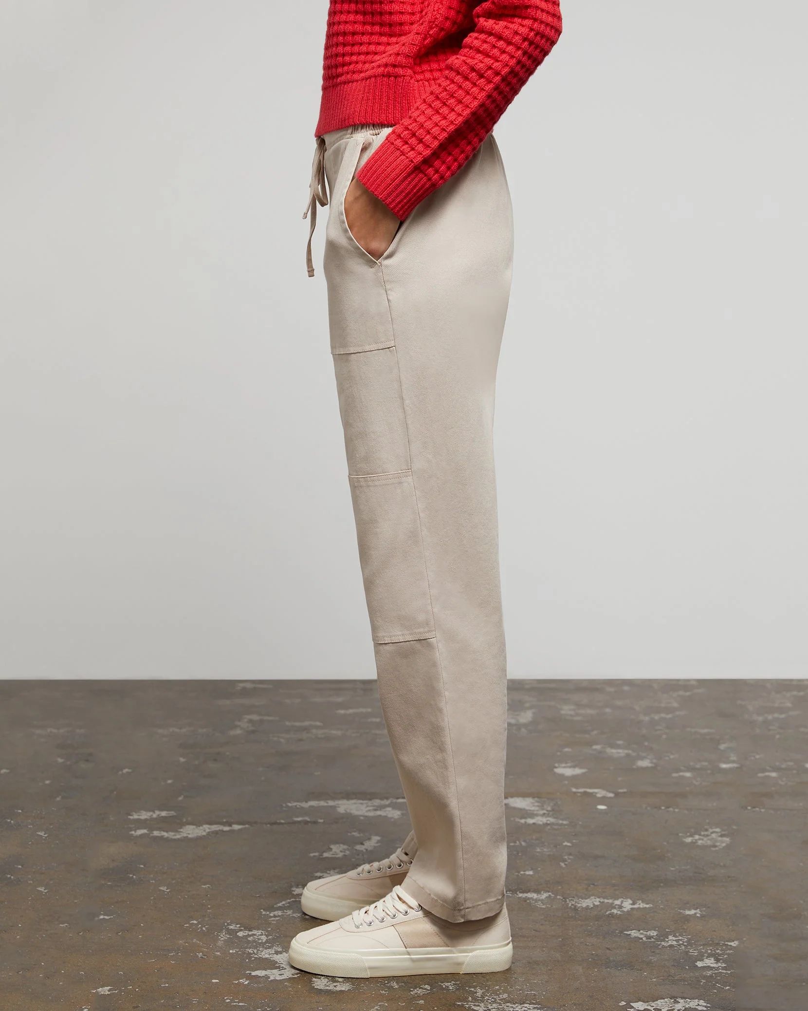 Mens | Garment Dye Elastic Chino Pant | Charcoal - Image 10