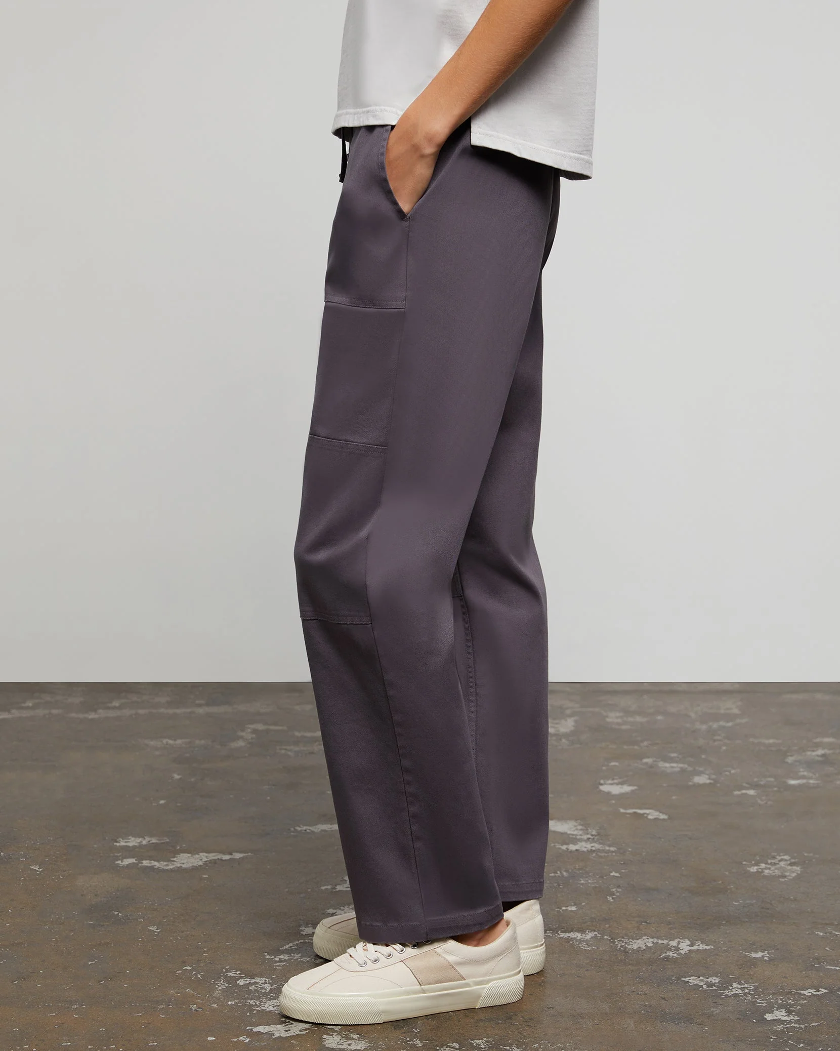 Mens | Garment Dye Elastic Chino Pant | Charcoal - Image 3