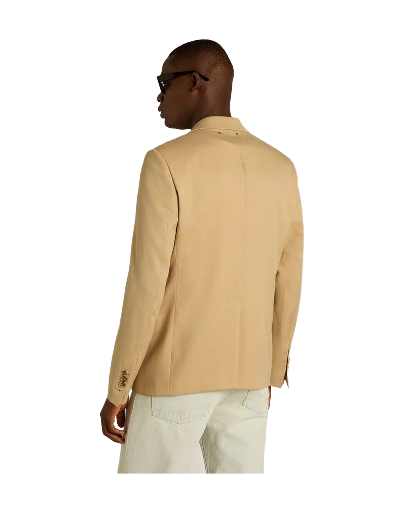 Men | Single Breasted Blazer In With Horn Buttons | Sand - Image 18