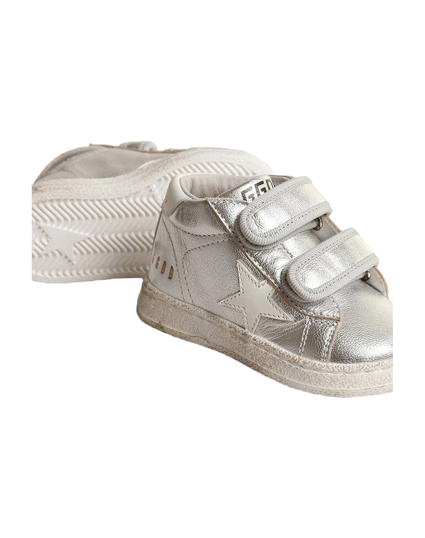 Kids | June Sneakers Silver Leather with White Star & Heel Tab | Silver x White - Image 3