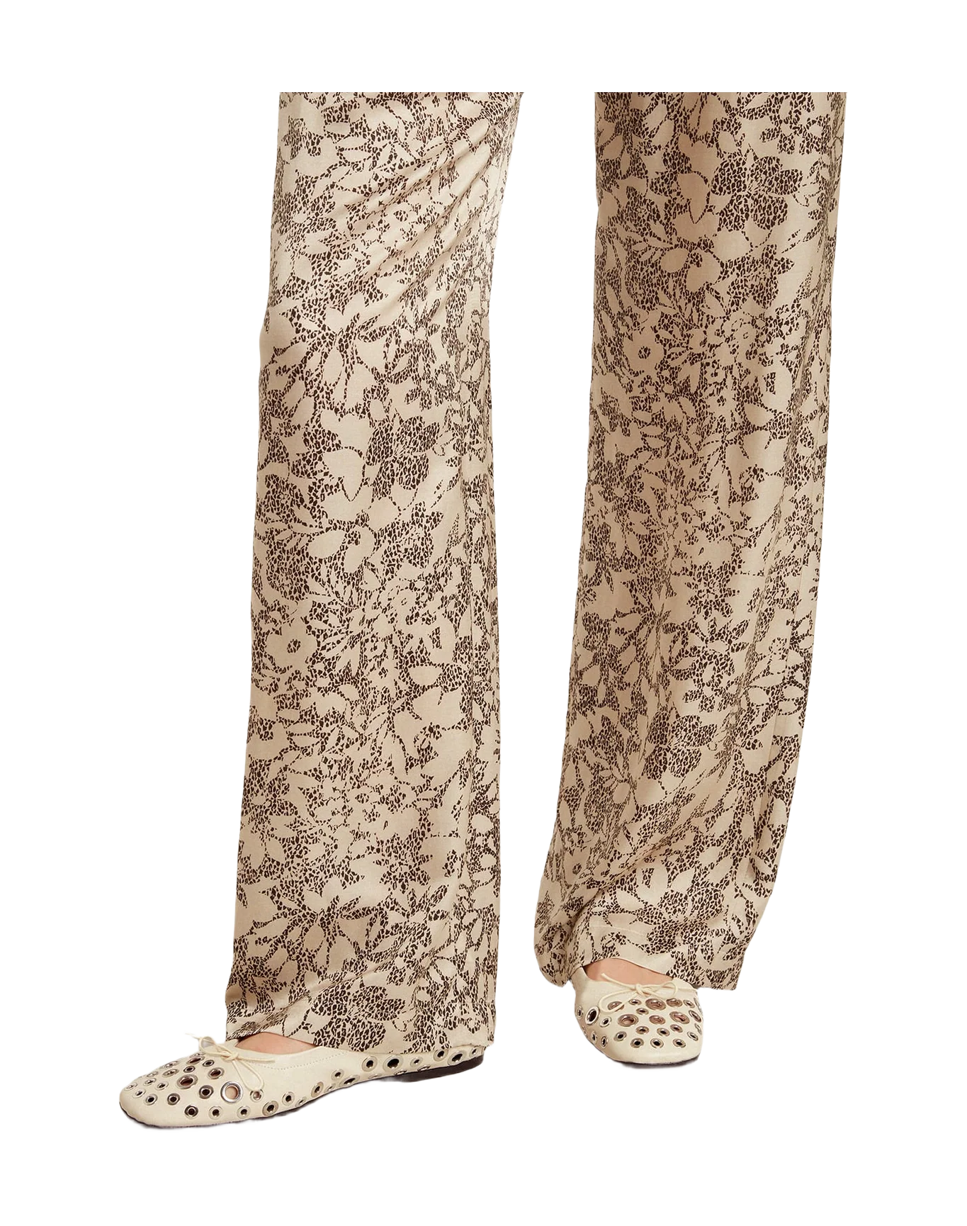 Women | Amy Ballet Flats White Nappa Leather with Silver Colored Studs | Butter - Image 4