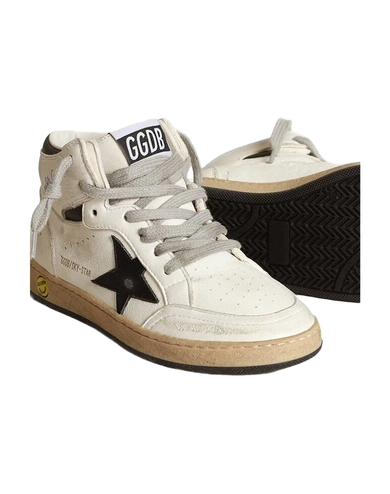 Unisex | Young Sky Star Nappa with Star & Heel Tab | White x Black (V1) - Image 5