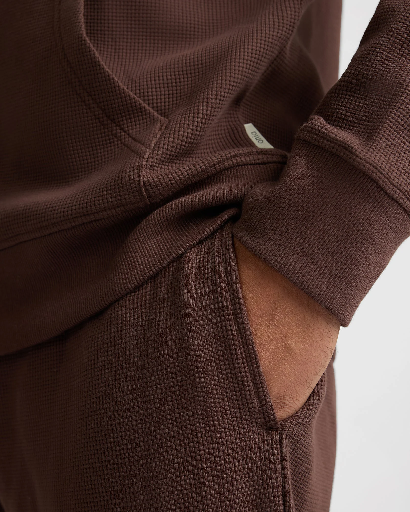 Mens | Heavyweight Cotton Waffle Jogger | Java - Image 4