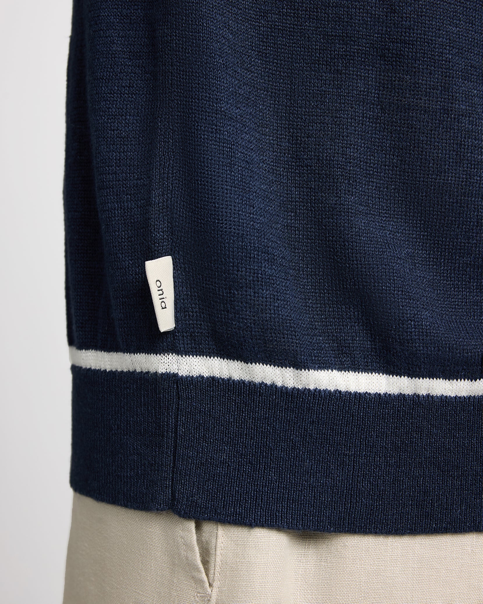 Mens | Linen Johnny Collar Polo Sweater | Midnight - Image 5