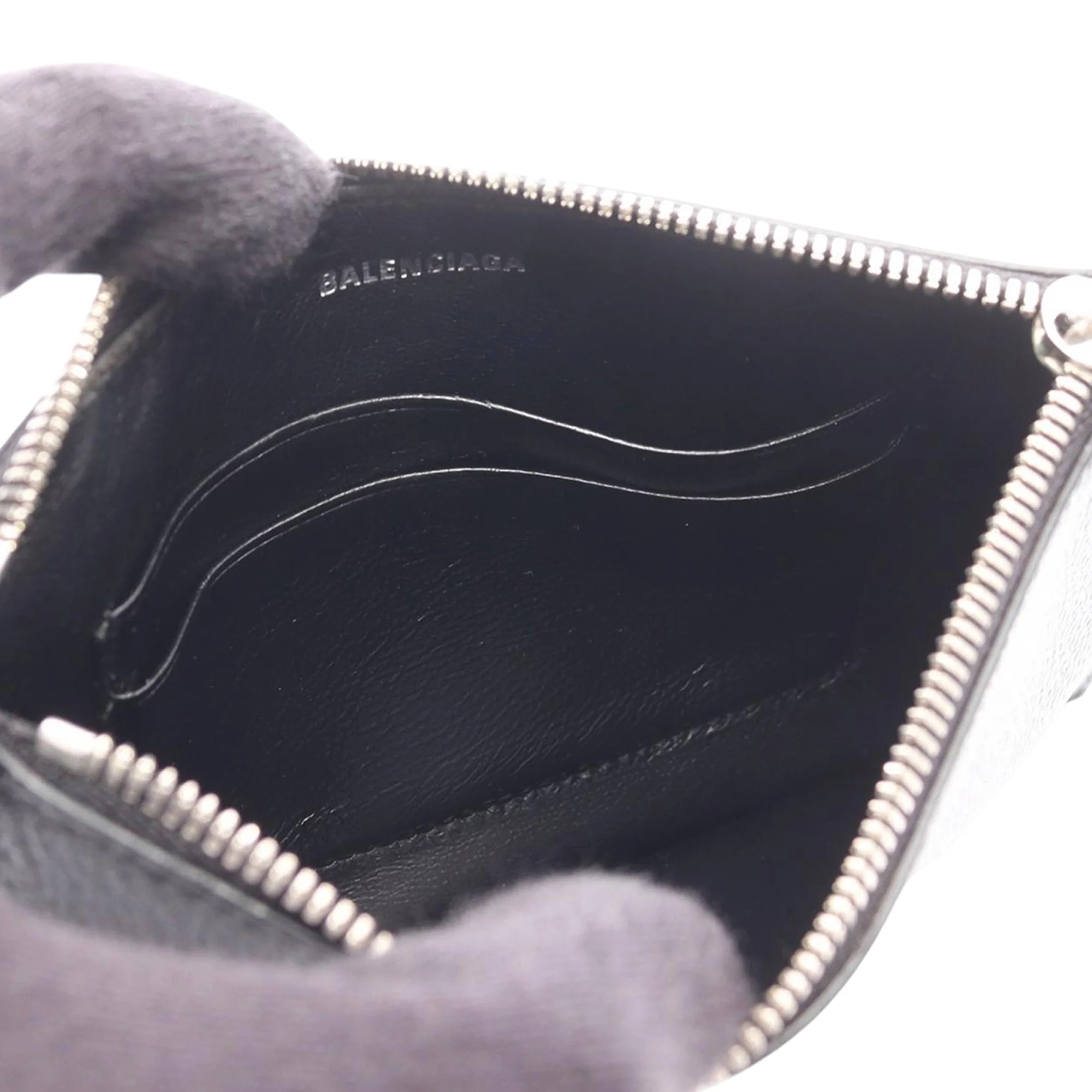Balenciaga | Pre-Owned Leather Fragment Coin Purse | Black - Image 3