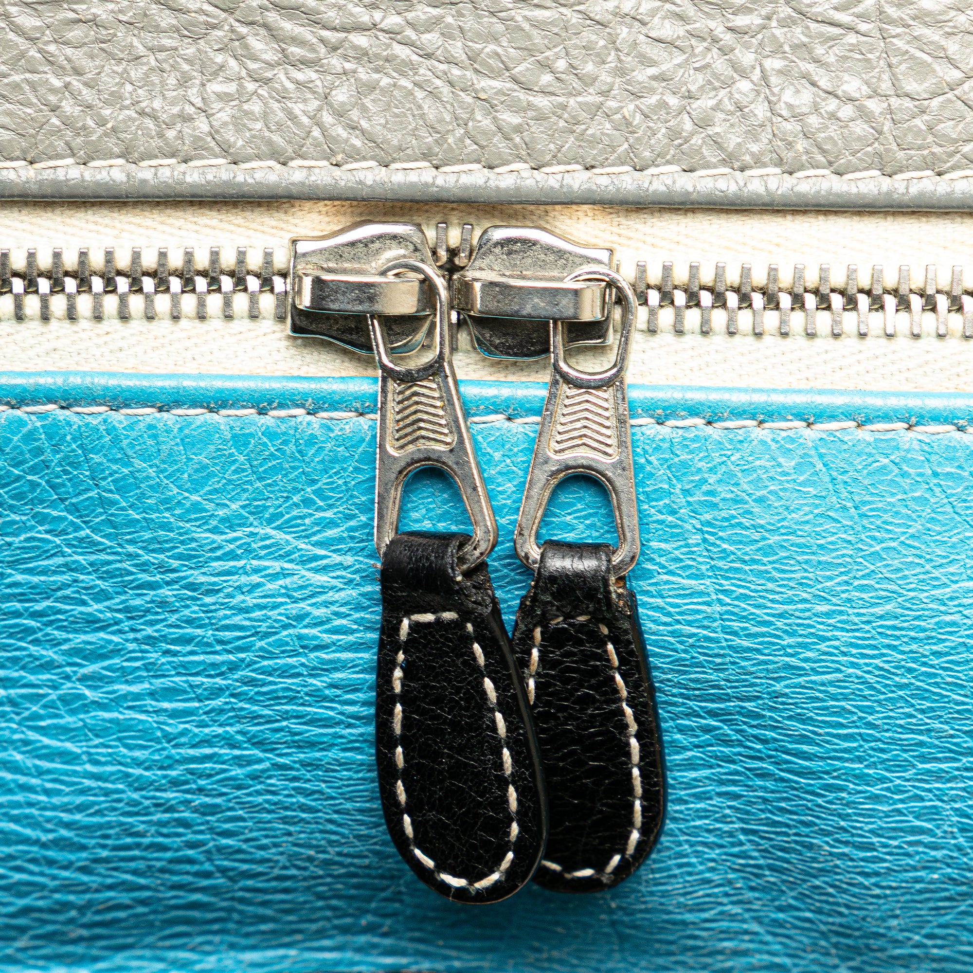 Balenciaga | Pre-Owned S Lambskin Bazar Shopper Satchel | Blue/Aqua - Image 13