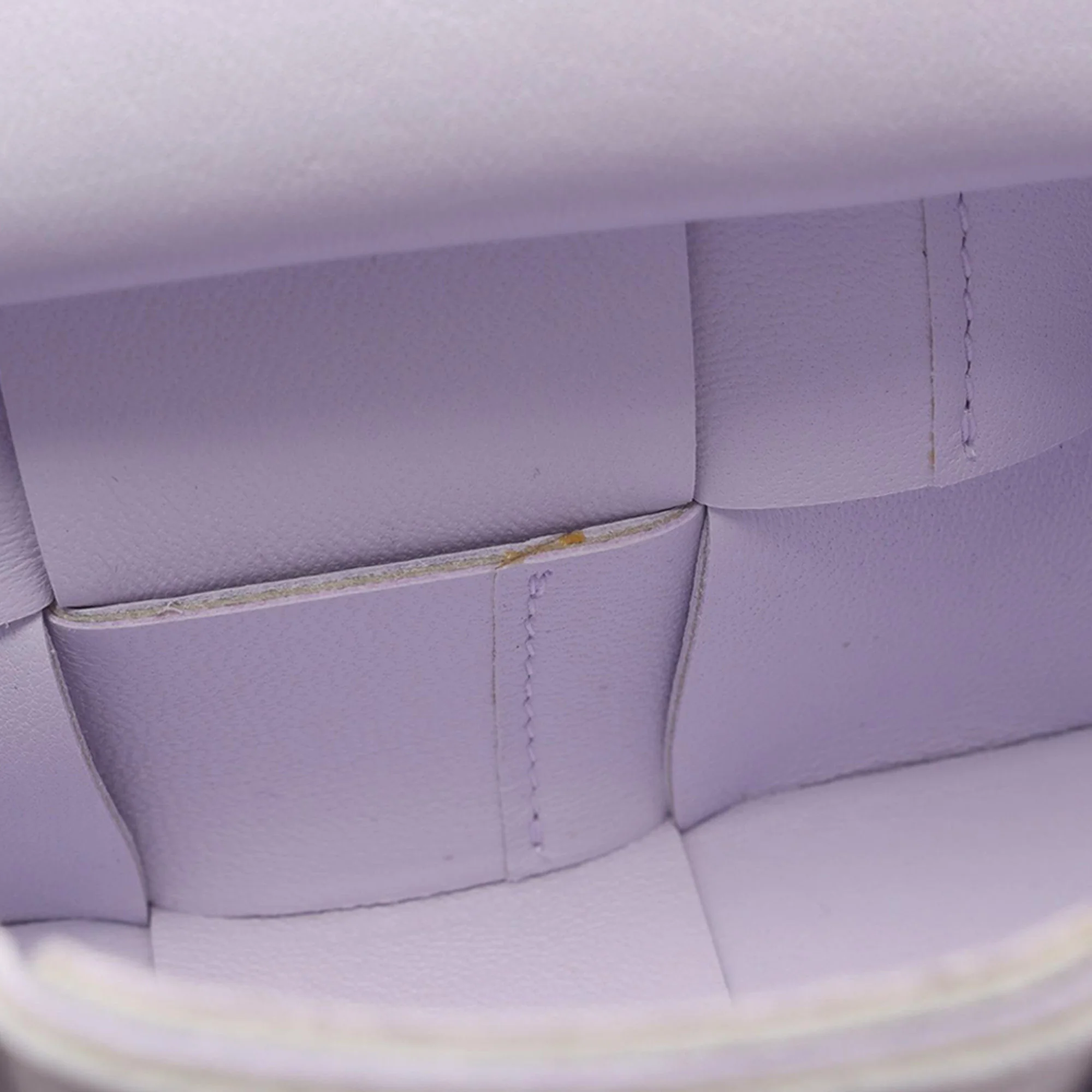 Bottega Veneta | Pre-Owned Candy Nappa Intrecciato Cassette Crossbody | Purple - Image 5