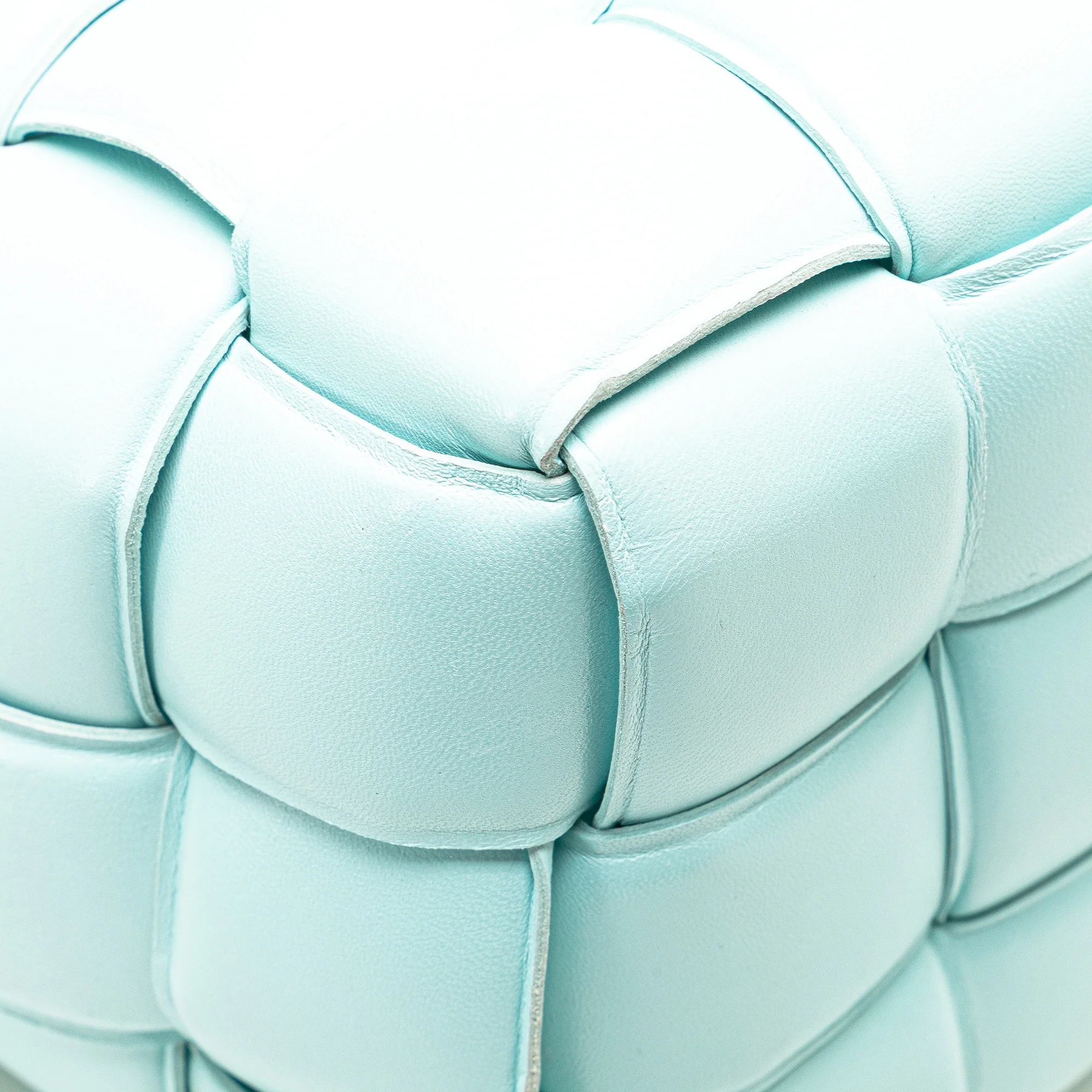 Bottega Veneta | Pre-Owned Large Lambskin Intreccio Padded Tote | Blue/Light Blue - Image 12