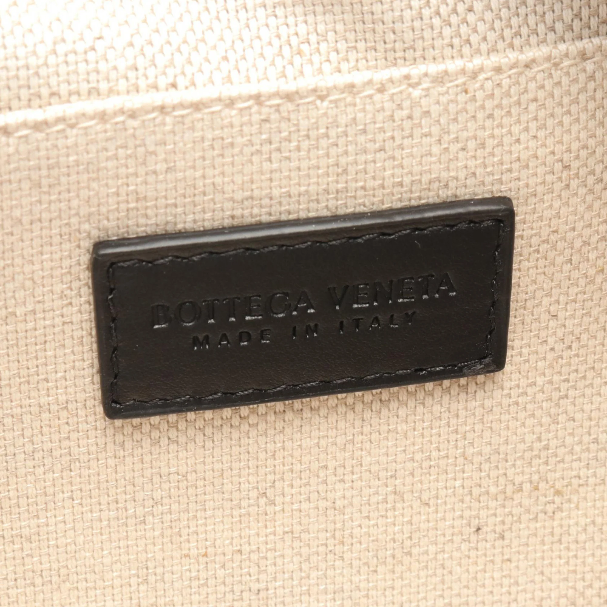 Bottega Veneta | Pre-Owned Nappa Intrecciato Crossbody Bag | Black - Image 4