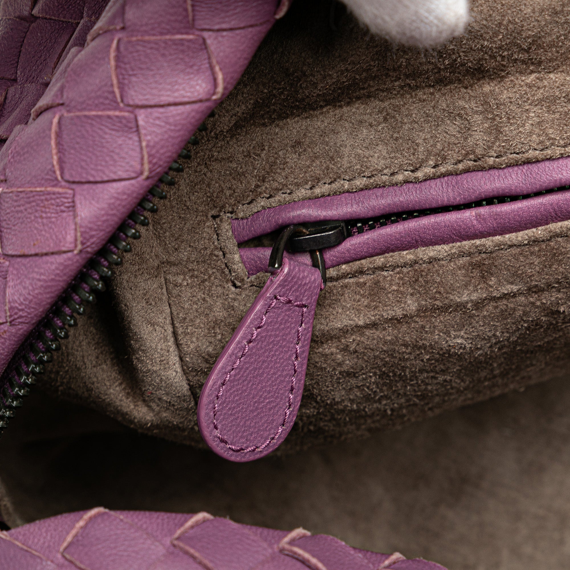 Bottega Veneta | Pre-Owned Nappa Intrecciato Cube Crossbody | Purple - Image 12