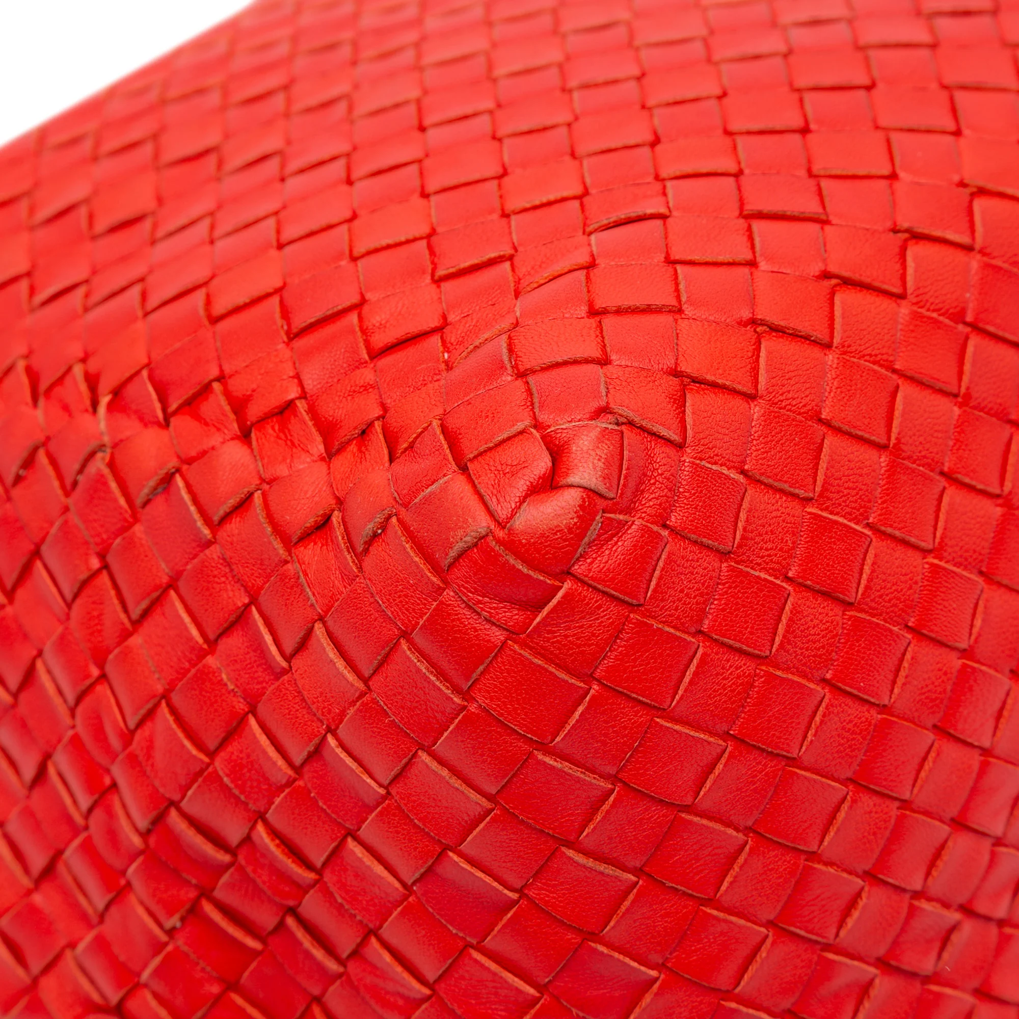 Bottega Veneta | Pre-Owned Nappa Intrecciato Cube Shoulder Bag | Red - Image 8