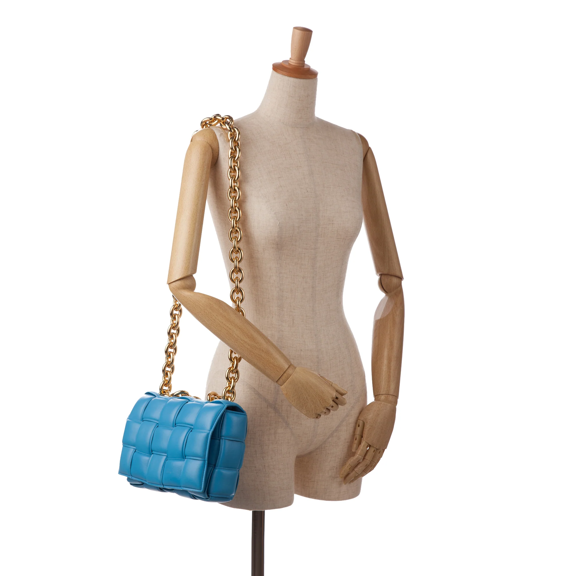 Bottega Veneta | Pre-Owned Nappa Intrecciato Padded Chain Cassette Satchel | Blue/Light Blue - Image 2