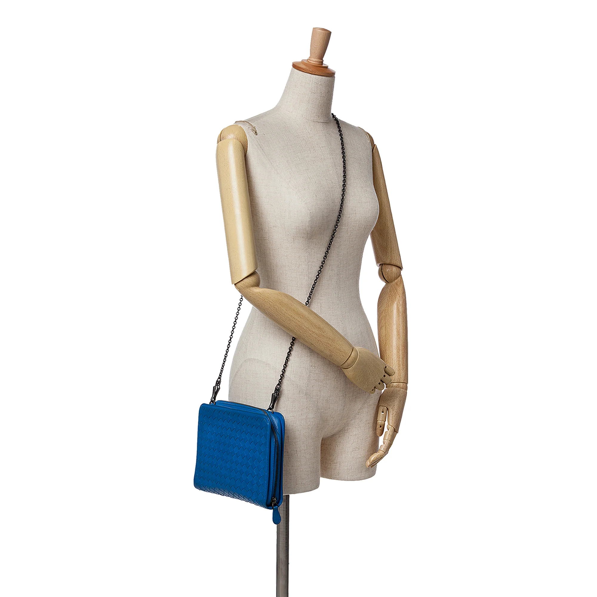 Bottega Veneta | Pre-Owned Nappa Intrecciato Zip Around Wallet On Chain | Blue - Image 8