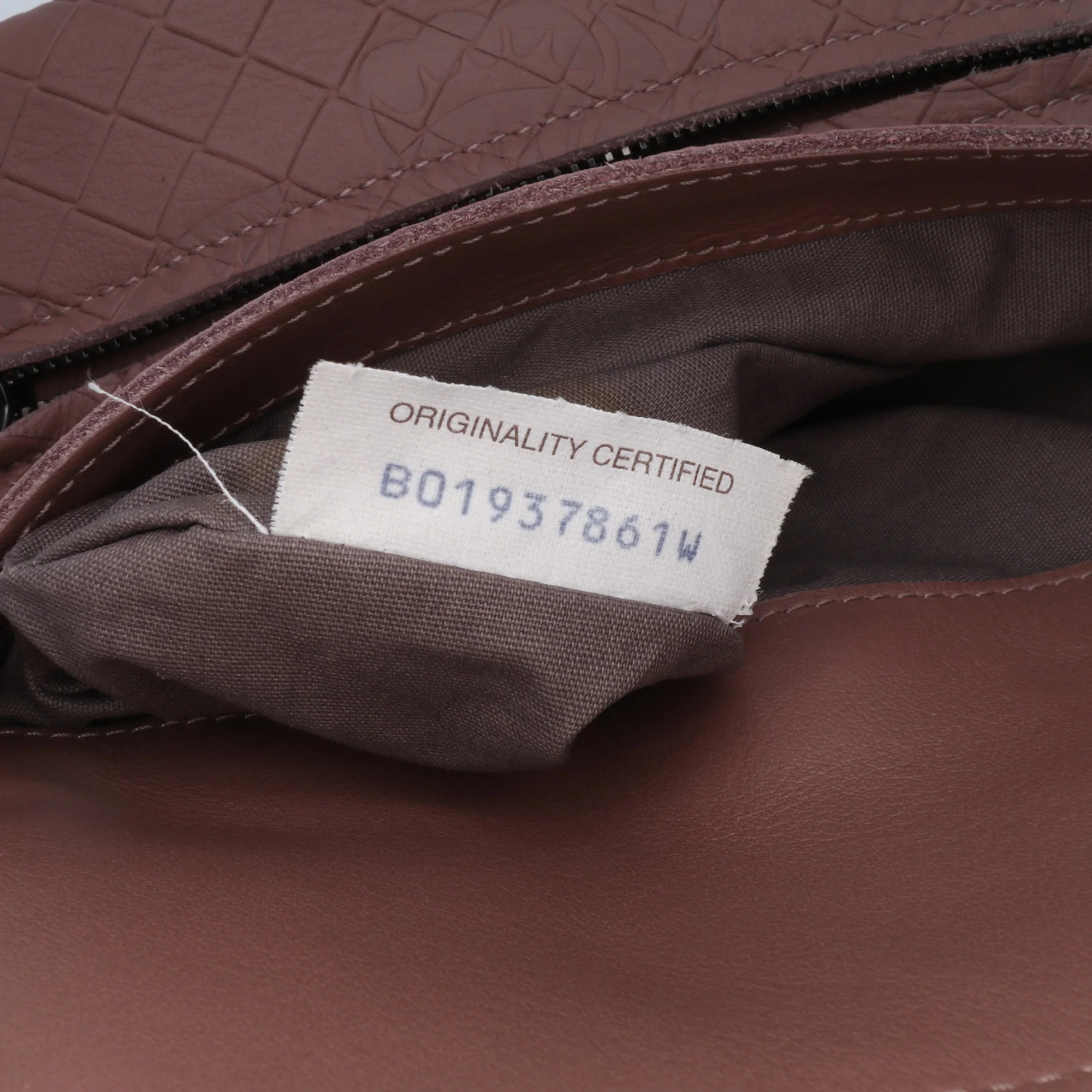 Bottega Veneta | Pre-Owned Small Calfskin Intrecciomirage Embossed Butterfly Chain Crossbody | Pink/Rose Gold - Image 10