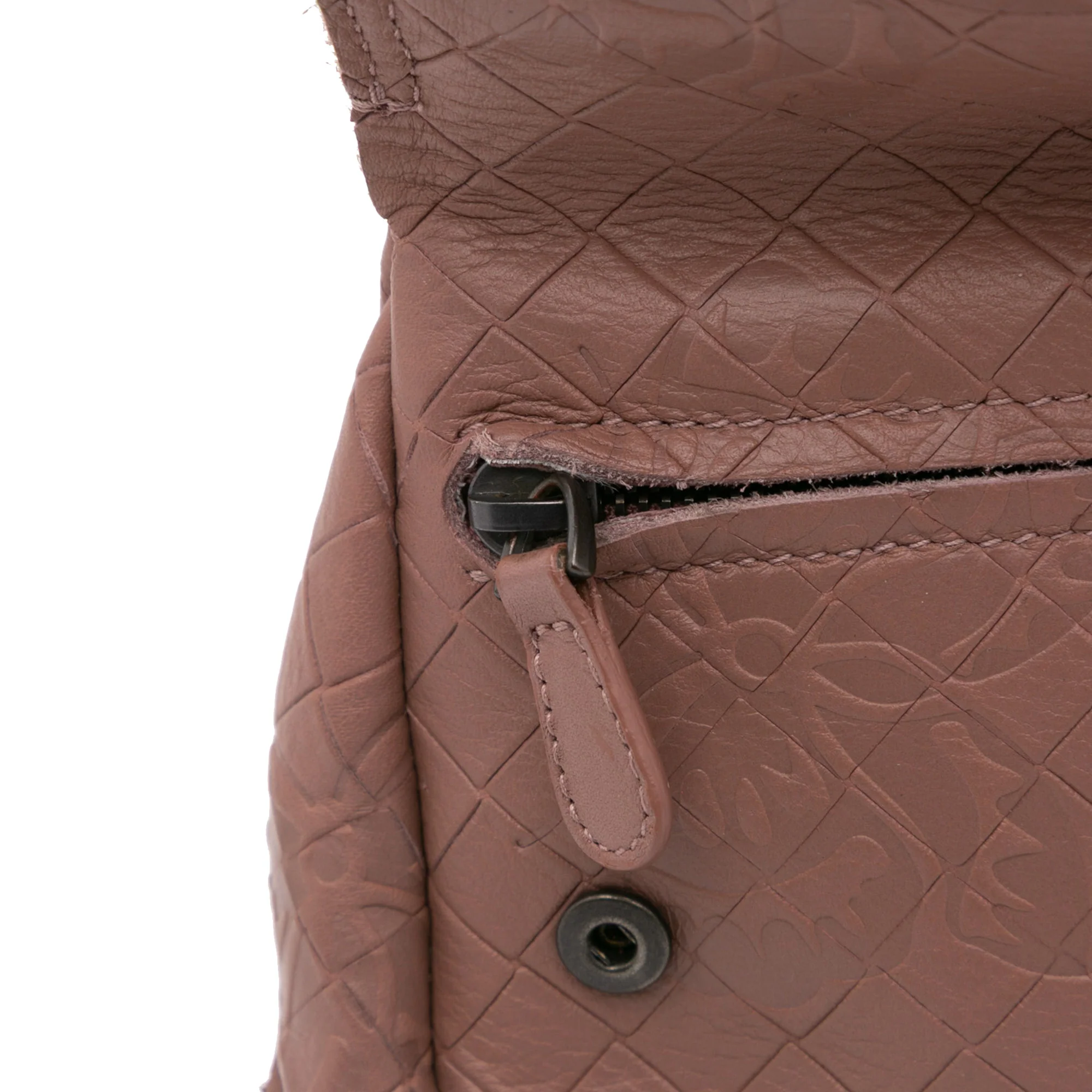 Bottega Veneta | Pre-Owned Small Calfskin Intrecciomirage Embossed Butterfly Chain Crossbody | Pink/Rose Gold - Image 11