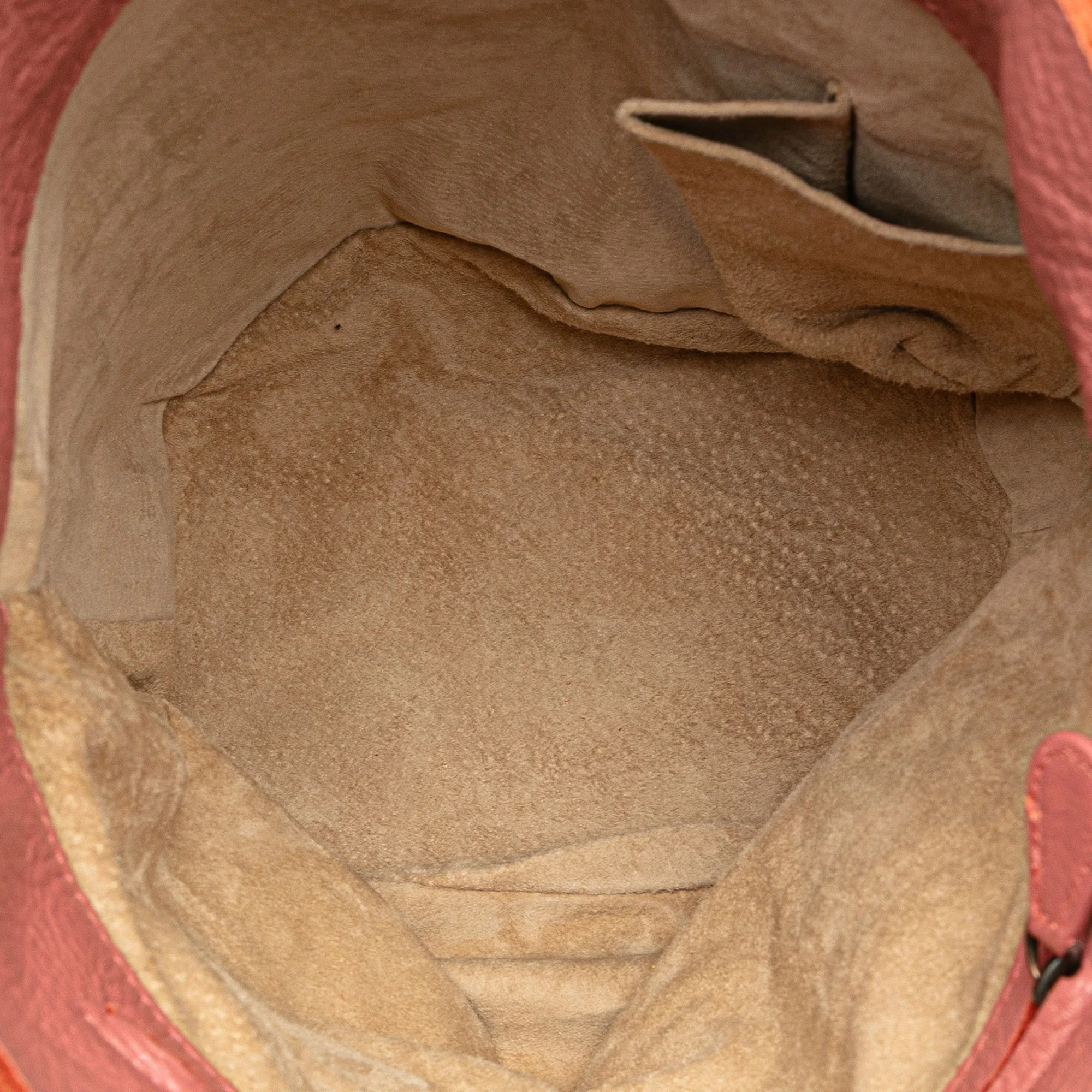 Bottega Veneta | Pre-Owned Small Intrecciato Trimmed Cervo Bucket Bag | Pink/Blush - Image 7