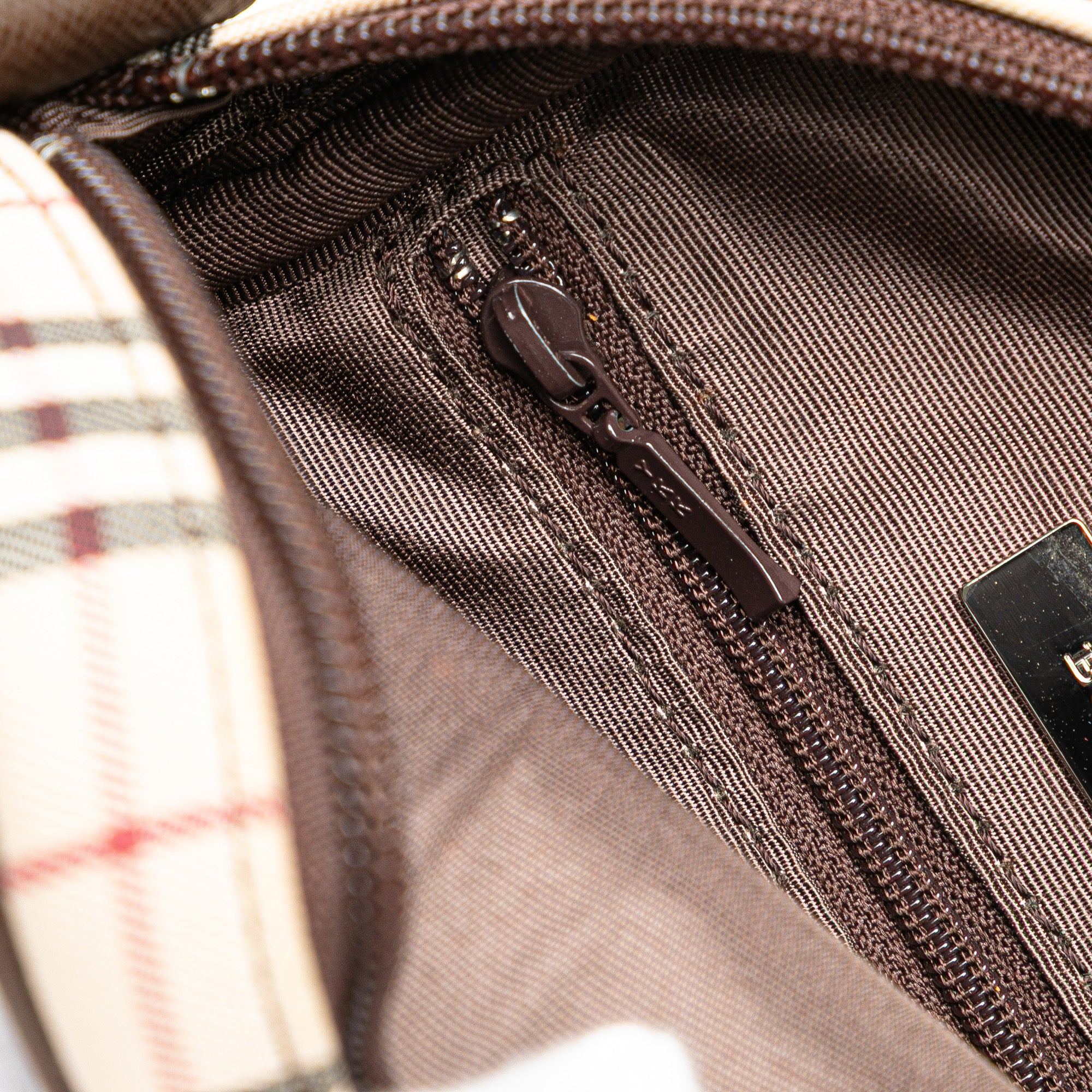 Burberry | Pre-Owned House Check Canvas Crossbody | Beige - Image 10