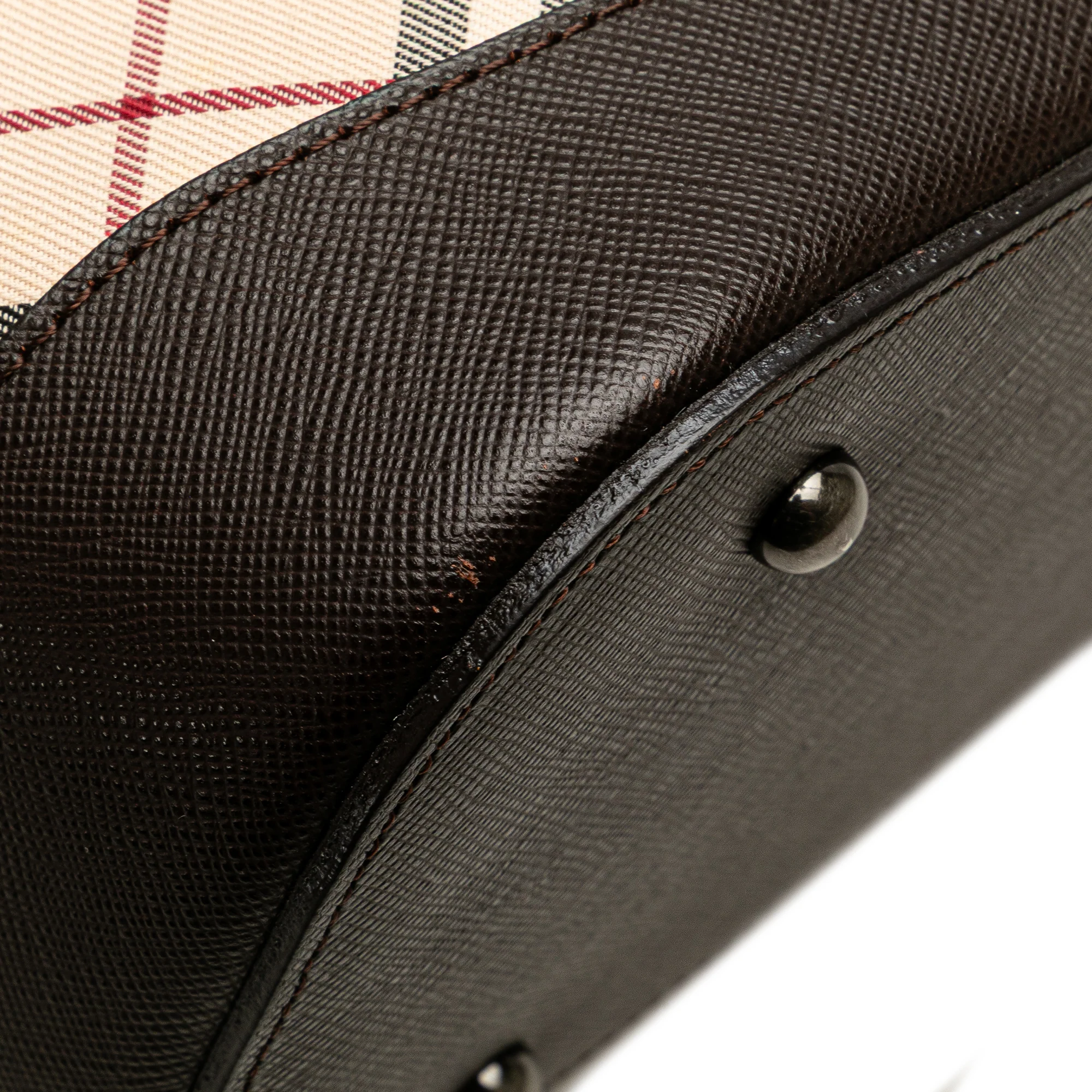 Burberry | Pre-Owned Nova Check Canvas Shoulder Bag - I | Beige - Image 2