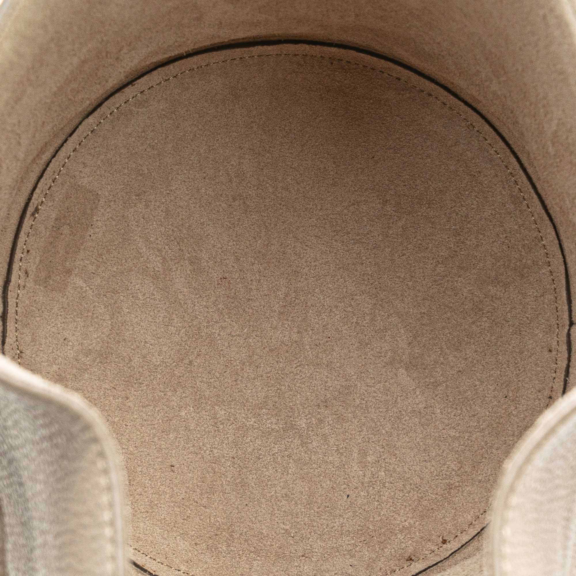 Celine | Pre-Owned Leather Big Bag Bucket - II | Beige - Image 6