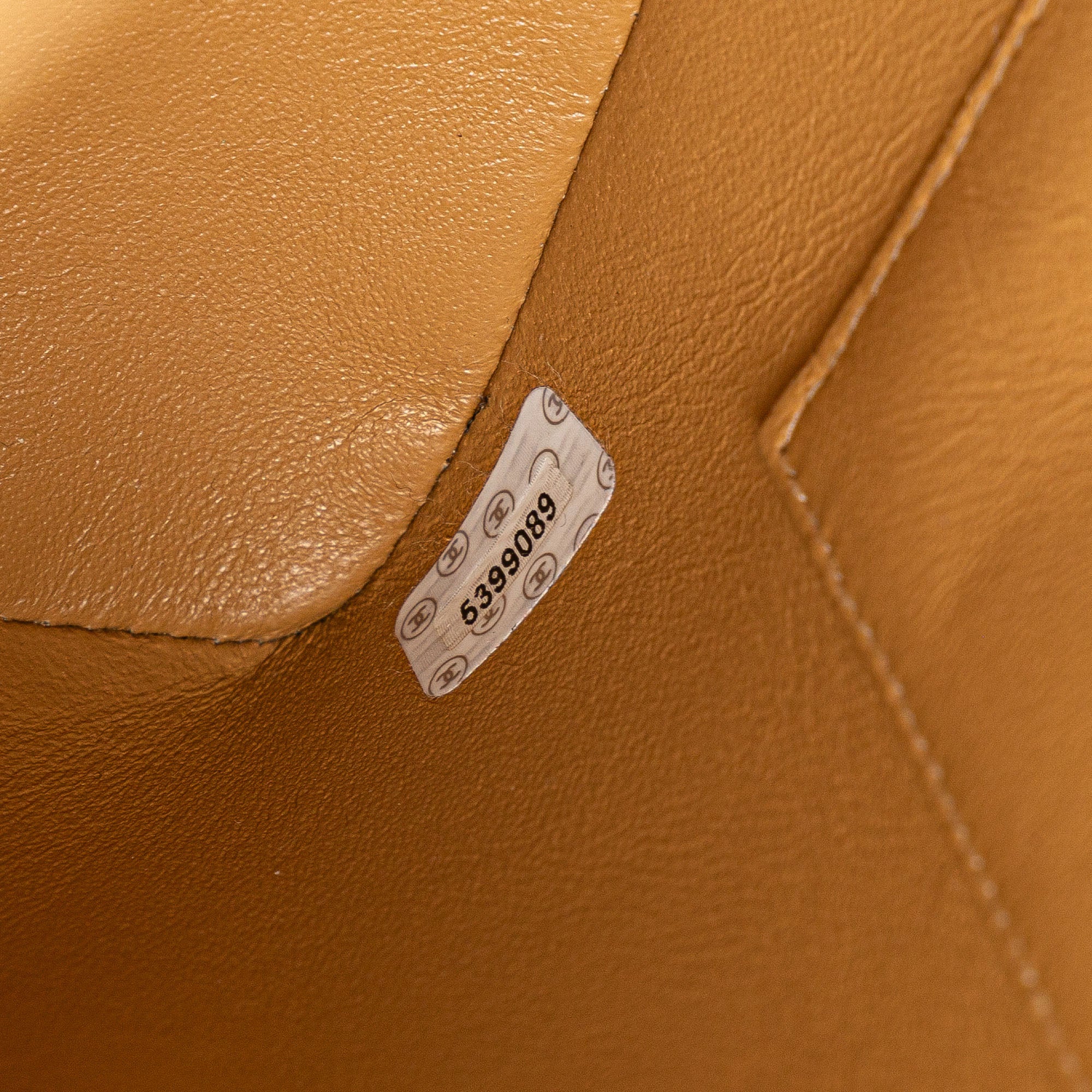 Chanel | Pre-Owned Caviar Medallion Tote | Beige - Image 11