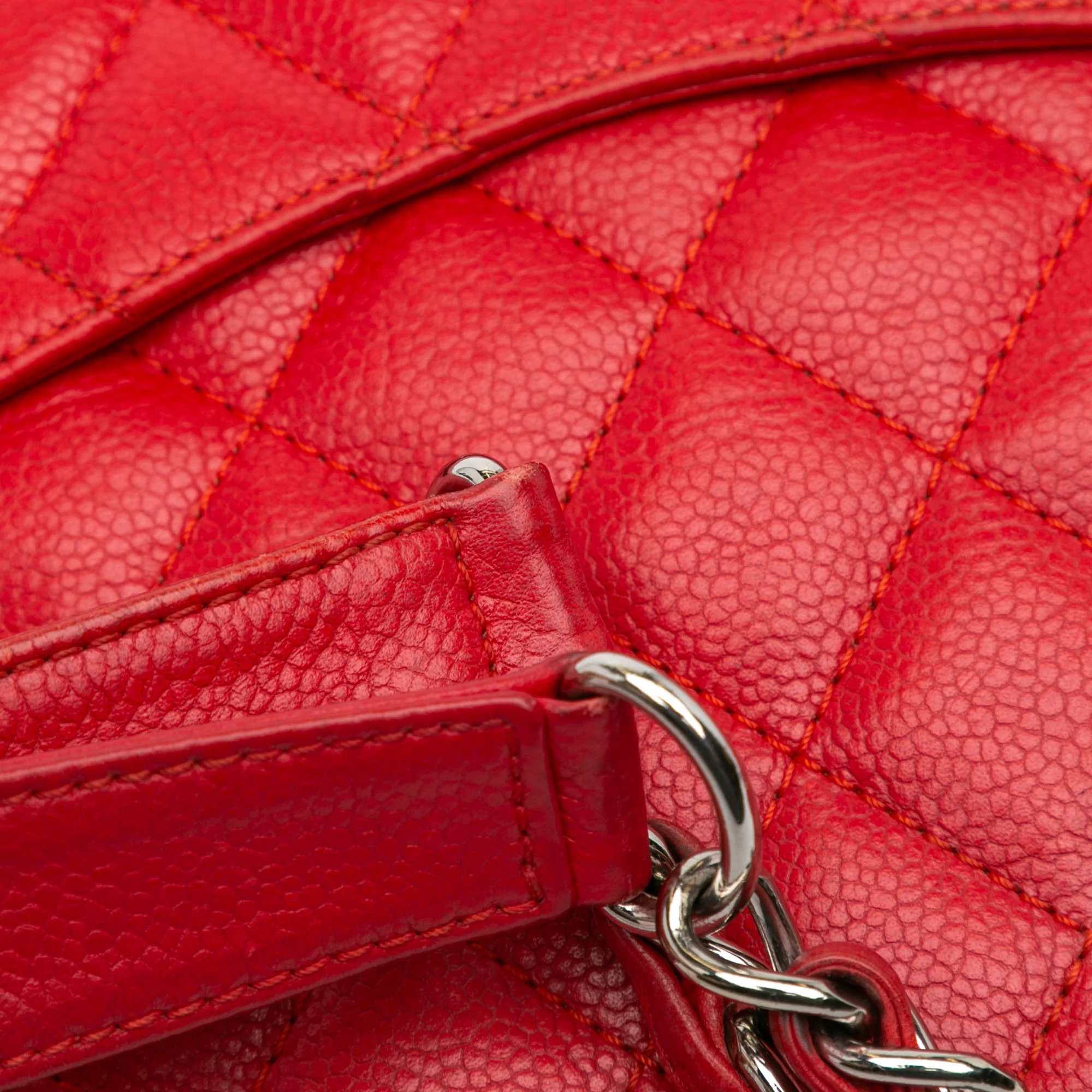 Chanel | Pre-Owned Caviar Petite Shopping Tote | Red - Image 10