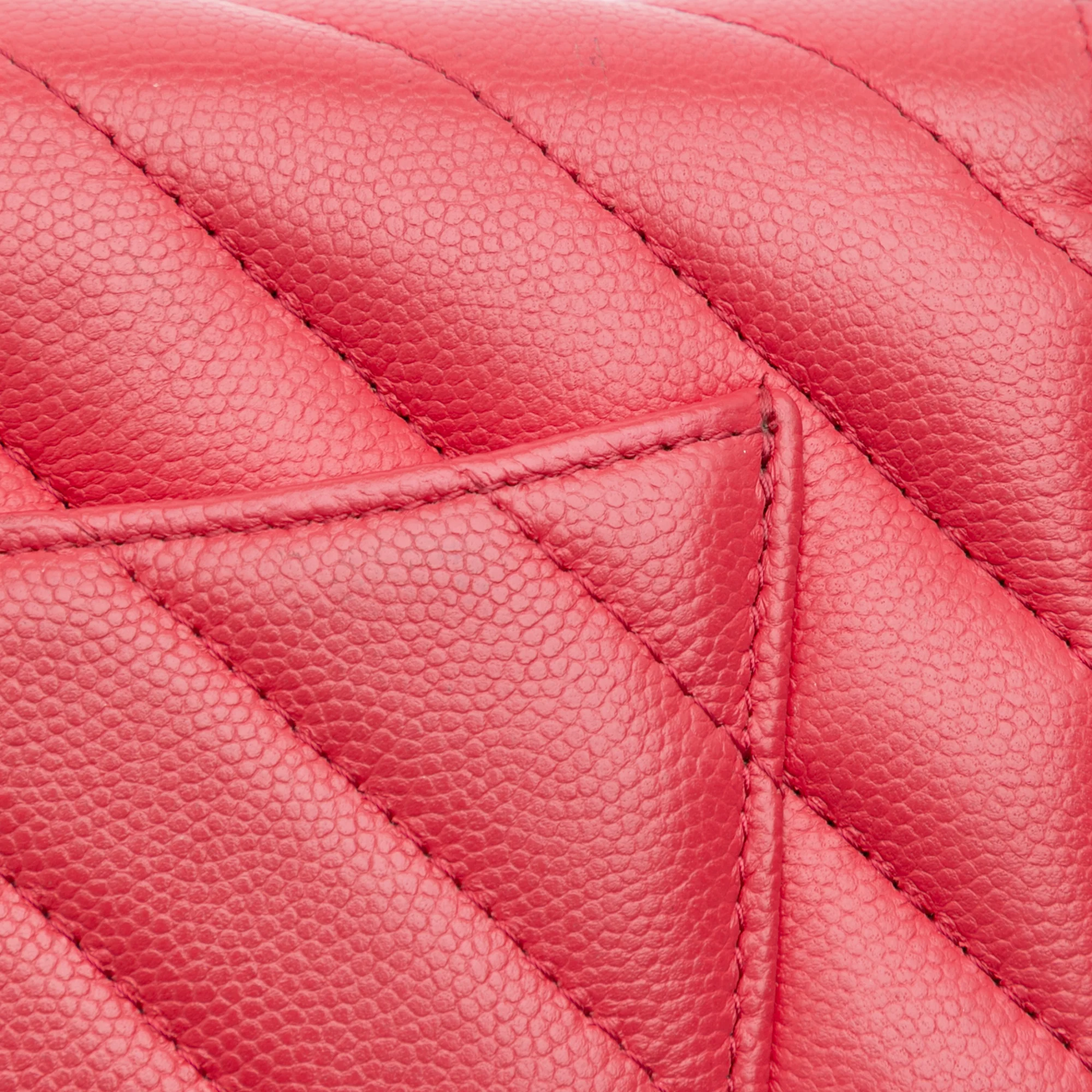 Chanel | Pre-Owned CC Chevron Caviar Ancient Greek Charms Wallet On Chain | Red - Image 11