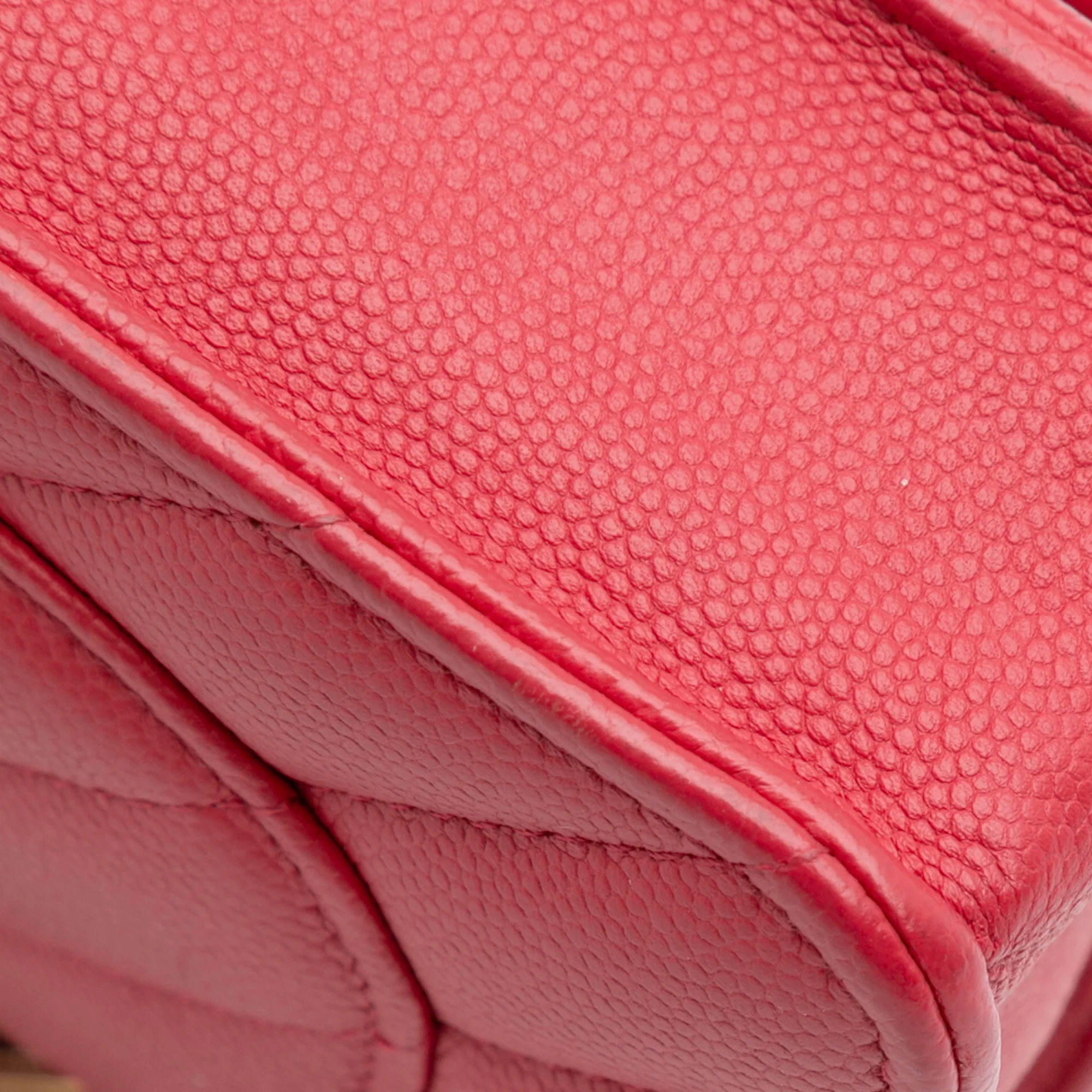 Chanel | Pre-Owned CC Chevron Caviar Ancient Greek Charms Wallet On Chain | Red - Image 2