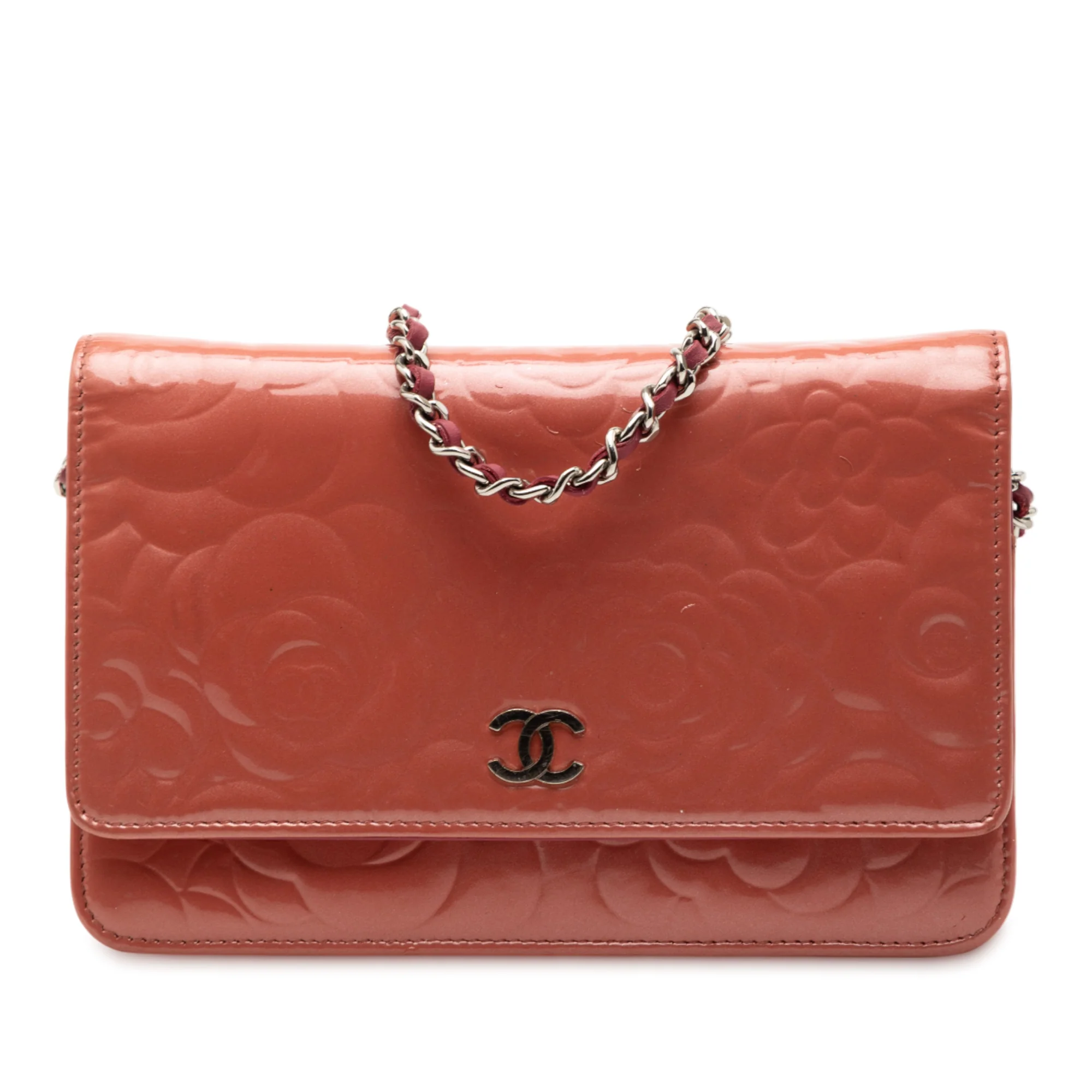 Chanel | Pre-Owned CC Embossed Patent Camellia Wallet On Chain | Pink/Blush