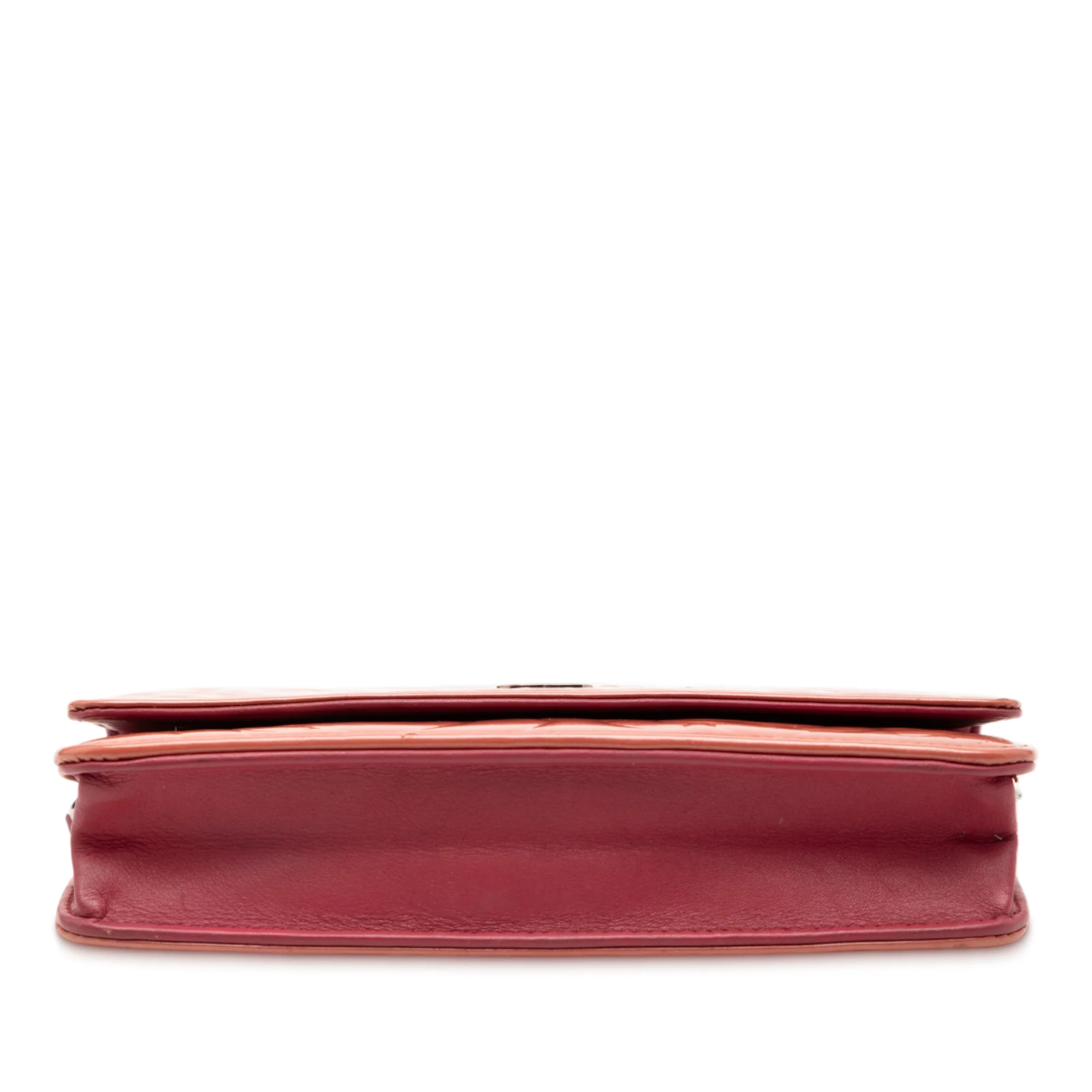 Chanel | Pre-Owned CC Embossed Patent Camellia Wallet On Chain | Pink/Blush - Image 3
