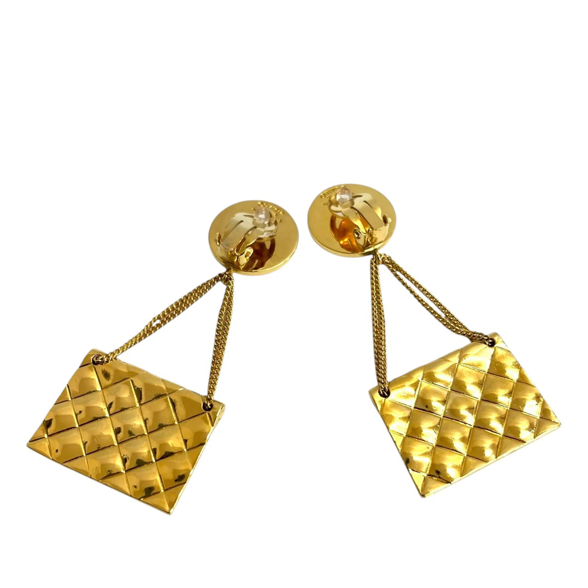 Chanel | Pre-Owned CC Gold Plated Coin and Quilted Flap Bag Clip On Earrings | Gold - Image 2