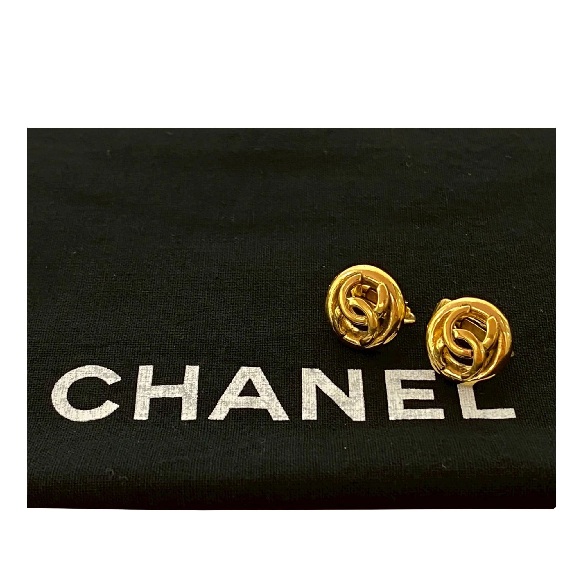Chanel | Pre-Owned CC Gold Plated Round Clip On Earrings | Gold - Image 7