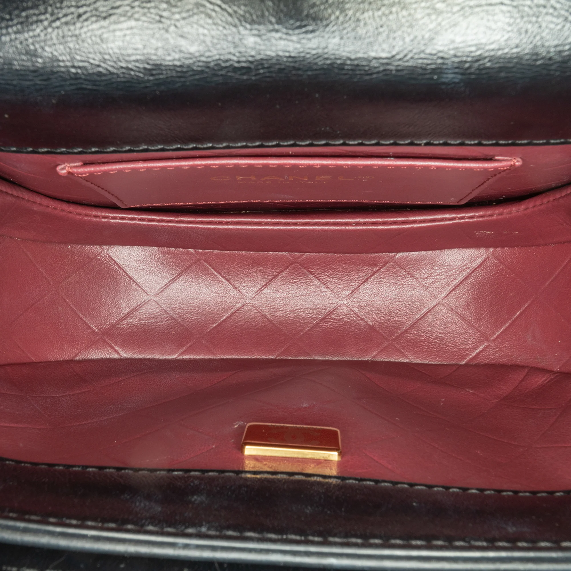 Chanel | Pre-Owned CC Quilted Calfskin Round Moon Messenger Flap | Black - Image 4