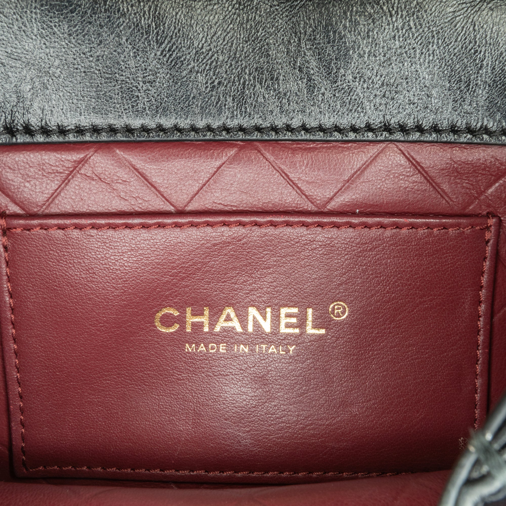 Chanel | Pre-Owned CC Quilted Calfskin Round Moon Messenger Flap | Black - Image 5