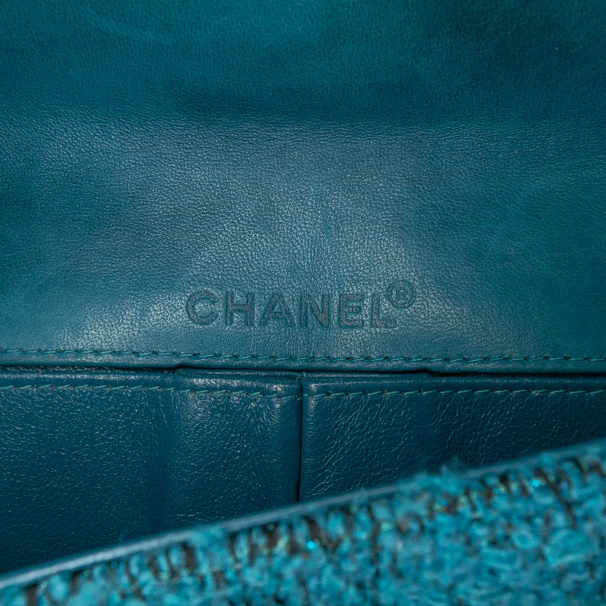 Chanel | Pre-Owned CC Tweed East West Flap | Blue/Peacock - Image 8