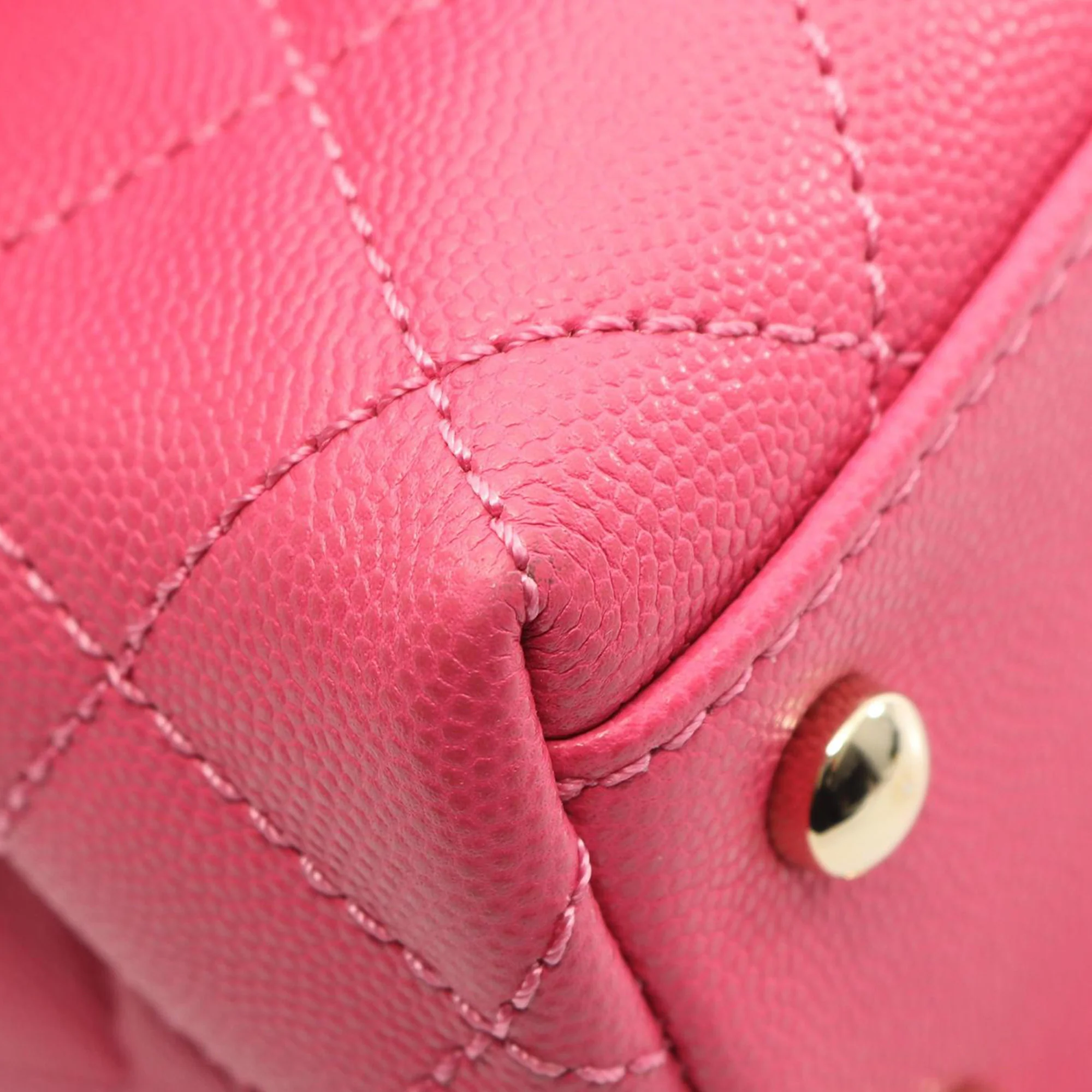 Chanel | Pre-Owned Extra Mini Caviar Coco Top Handle Bag | Pink - Image 5