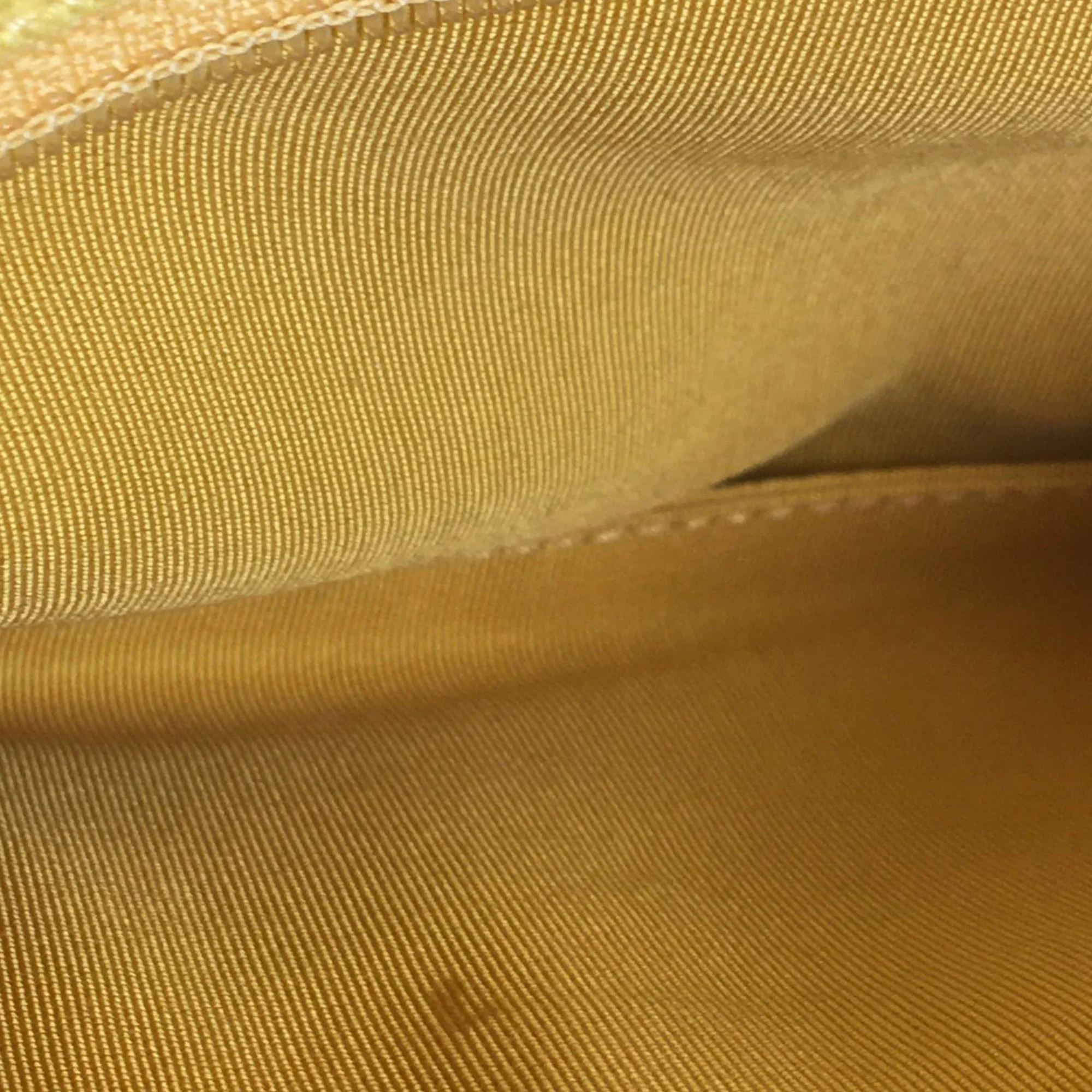 Chanel | Pre-Owned Medium Canvas 19 Flap | Yellow - Image 19
