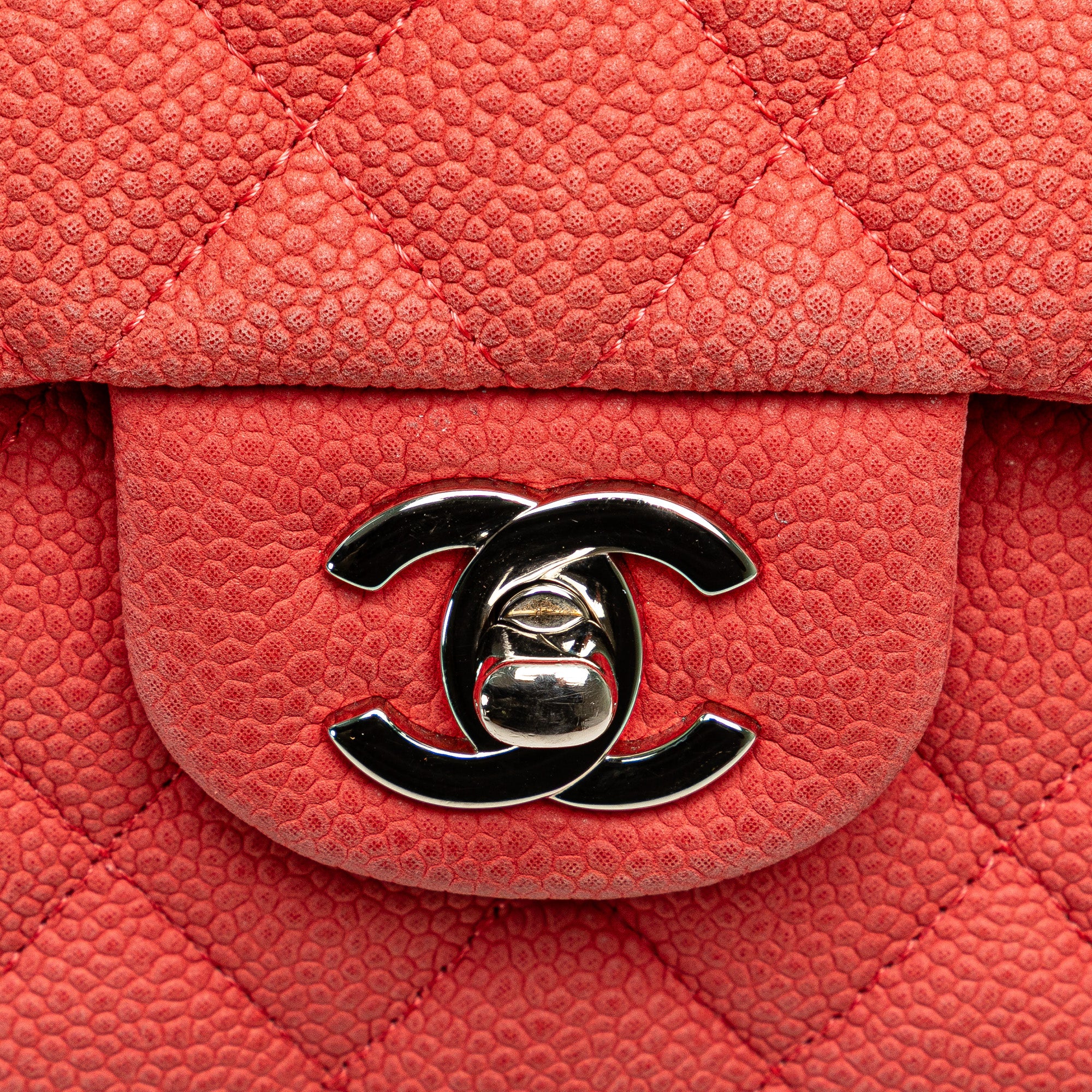 Chanel | Pre-Owned Medium Classic Caviar Double Flap | Pink/Strawberry - Image 2
