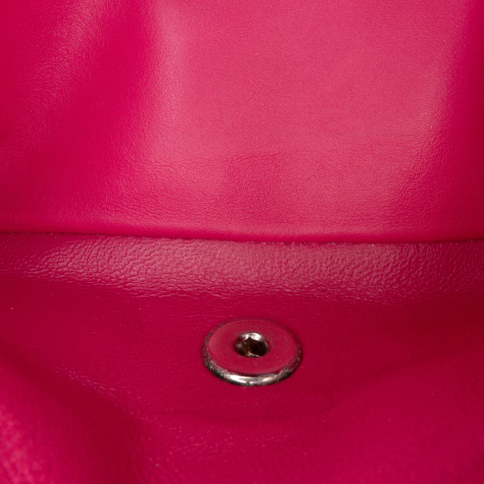 Chanel | Pre-Owned Medium Classic Patent Double Flap | Pink/Strawberry - Image 8