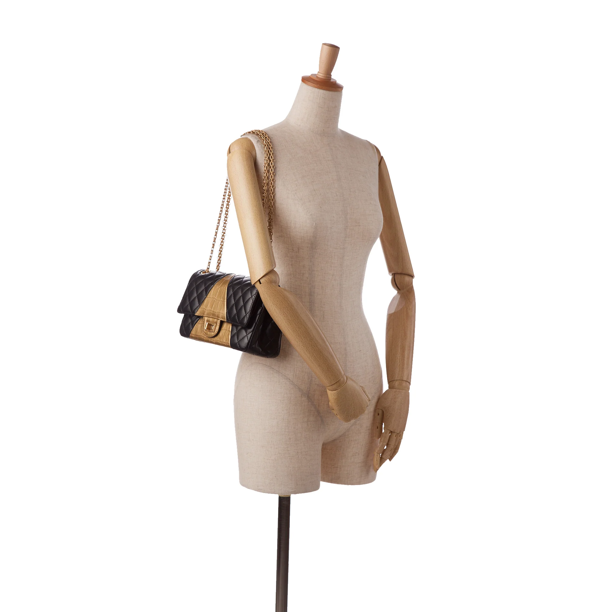 Chanel | Pre-Owned Medium Croc Embossed Lambskin 2.55 Reissue Double Flap Bag | Black/Gold - Image 14