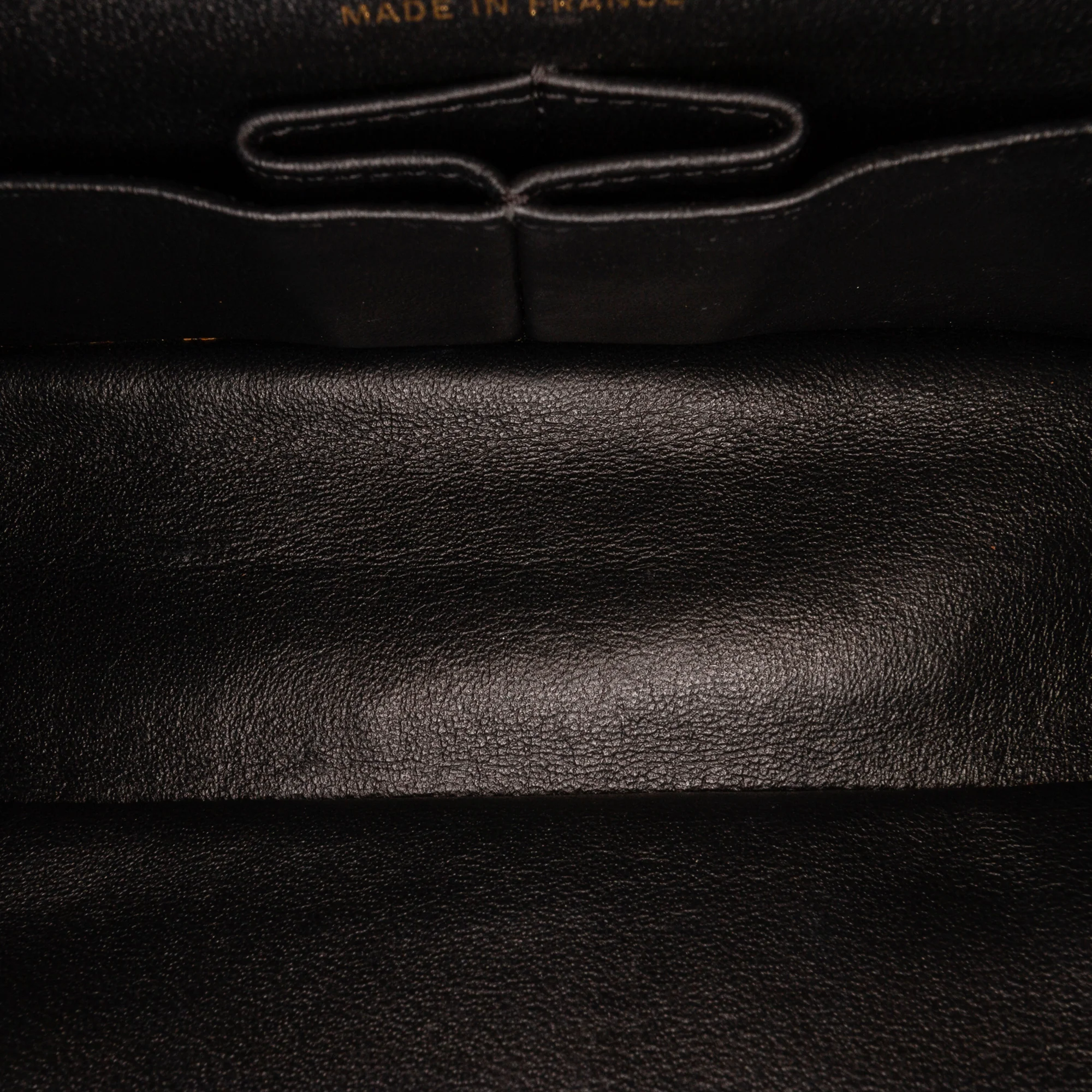 Chanel | Pre-Owned Medium Croc Embossed Lambskin 2.55 Reissue Double Flap Bag | Black/Gold - Image 7
