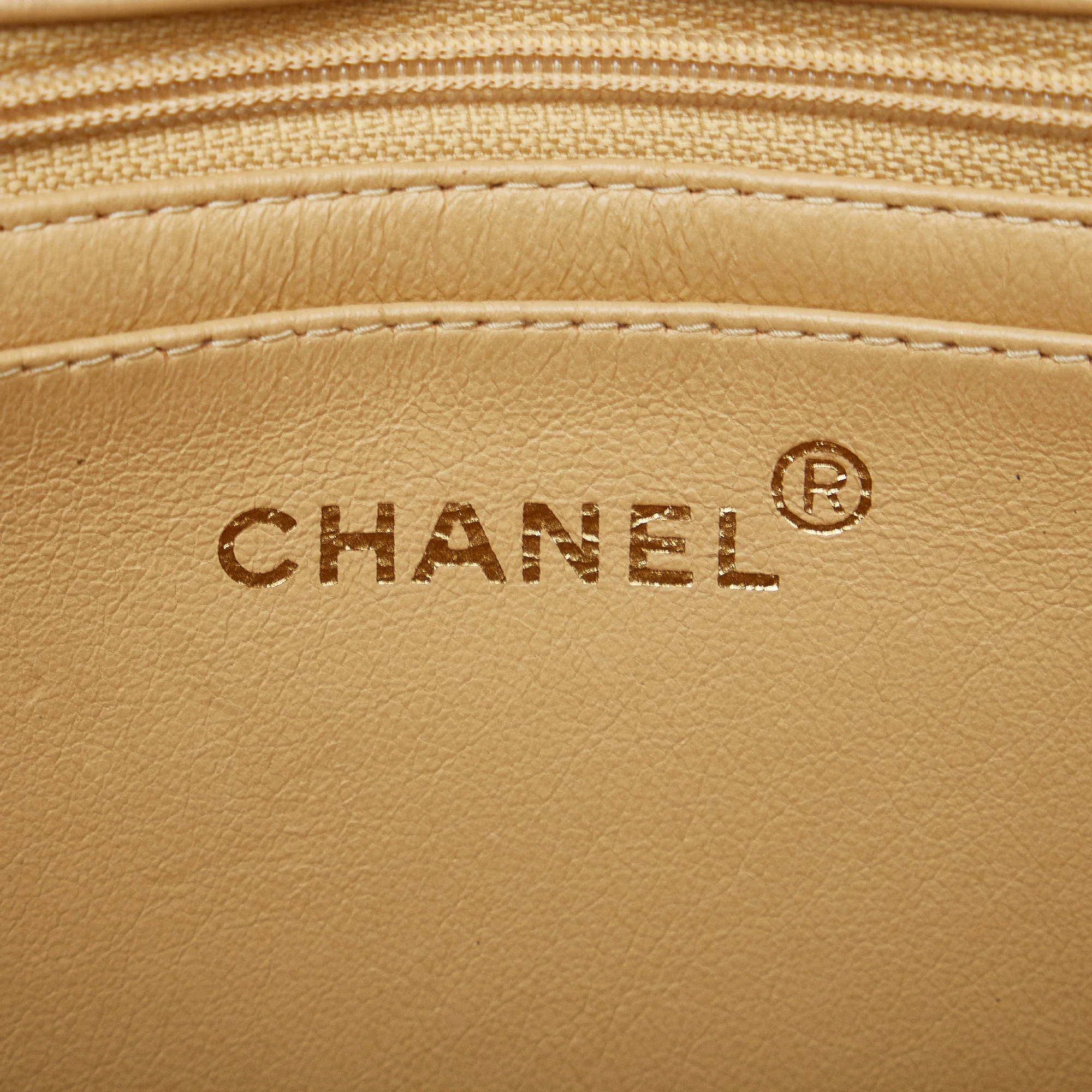 Chanel | Pre-Owned Medium Kelly Parent Top Handle Bag | Beige - Image 7