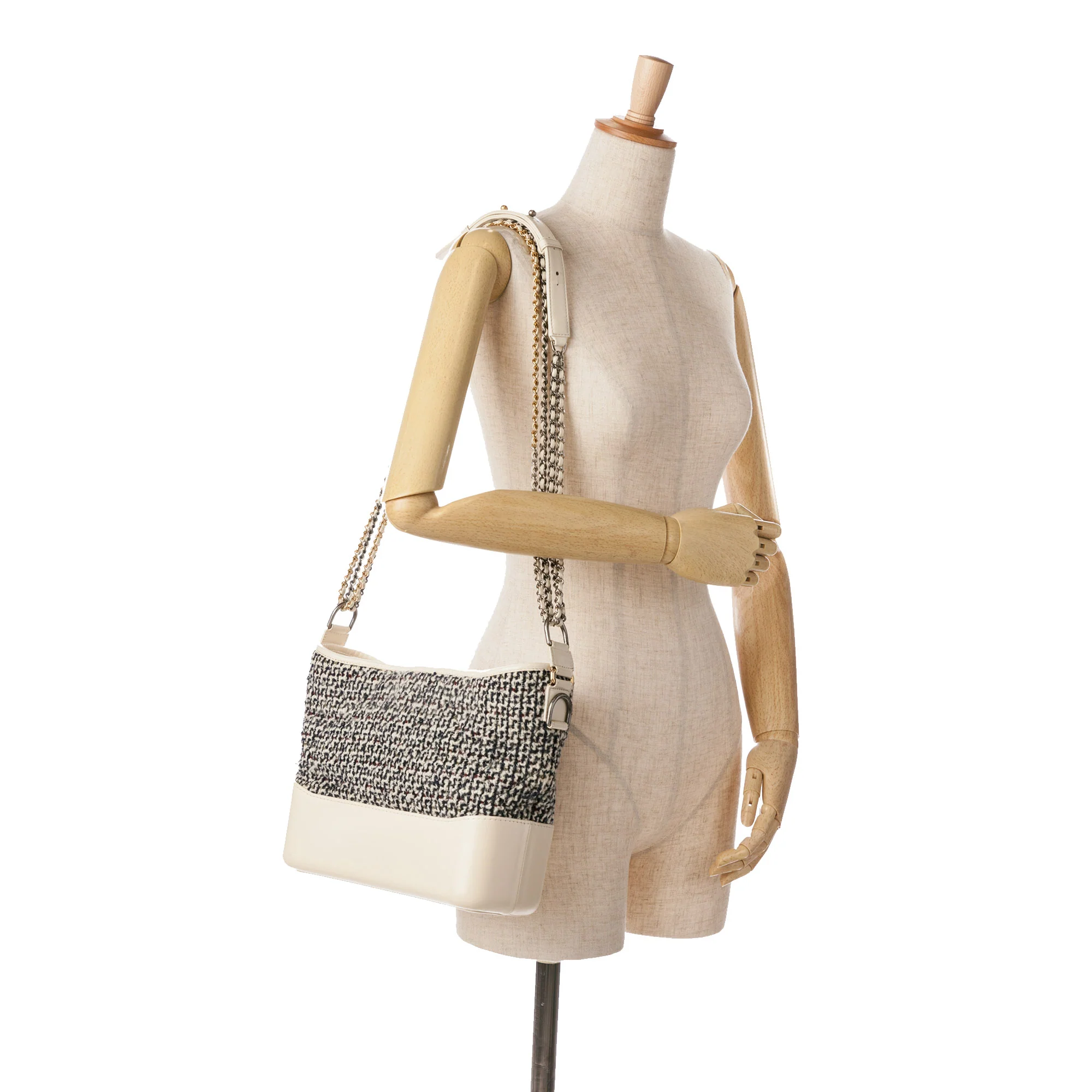 Chanel | Pre-Owned Medium Tweed and Lambskin Gabrielle Crossbody | Blue/Navy - Image 2