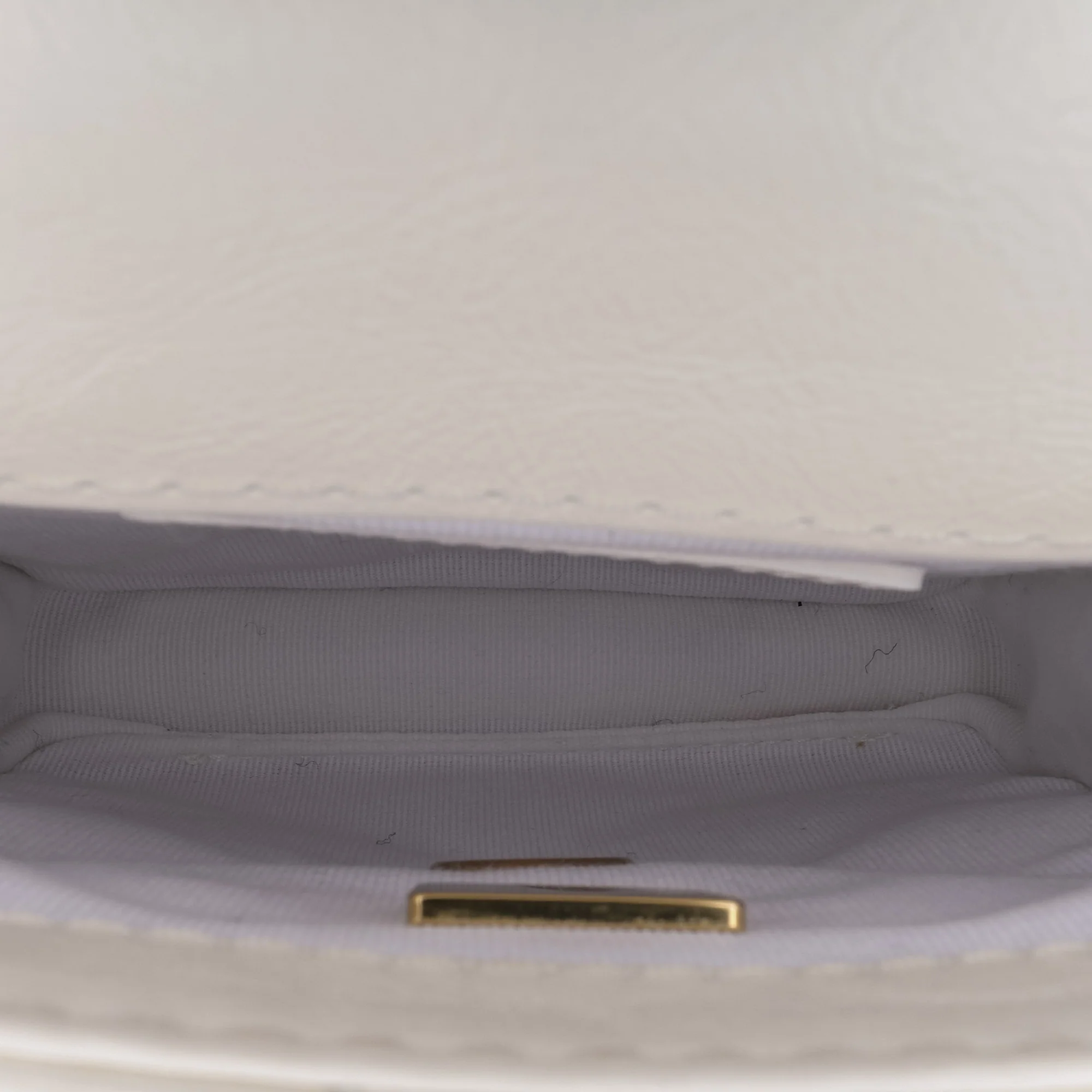 Chanel | Pre-Owned Mini Aged Calfskin City School Flap - I | White/Ivory - Image 7