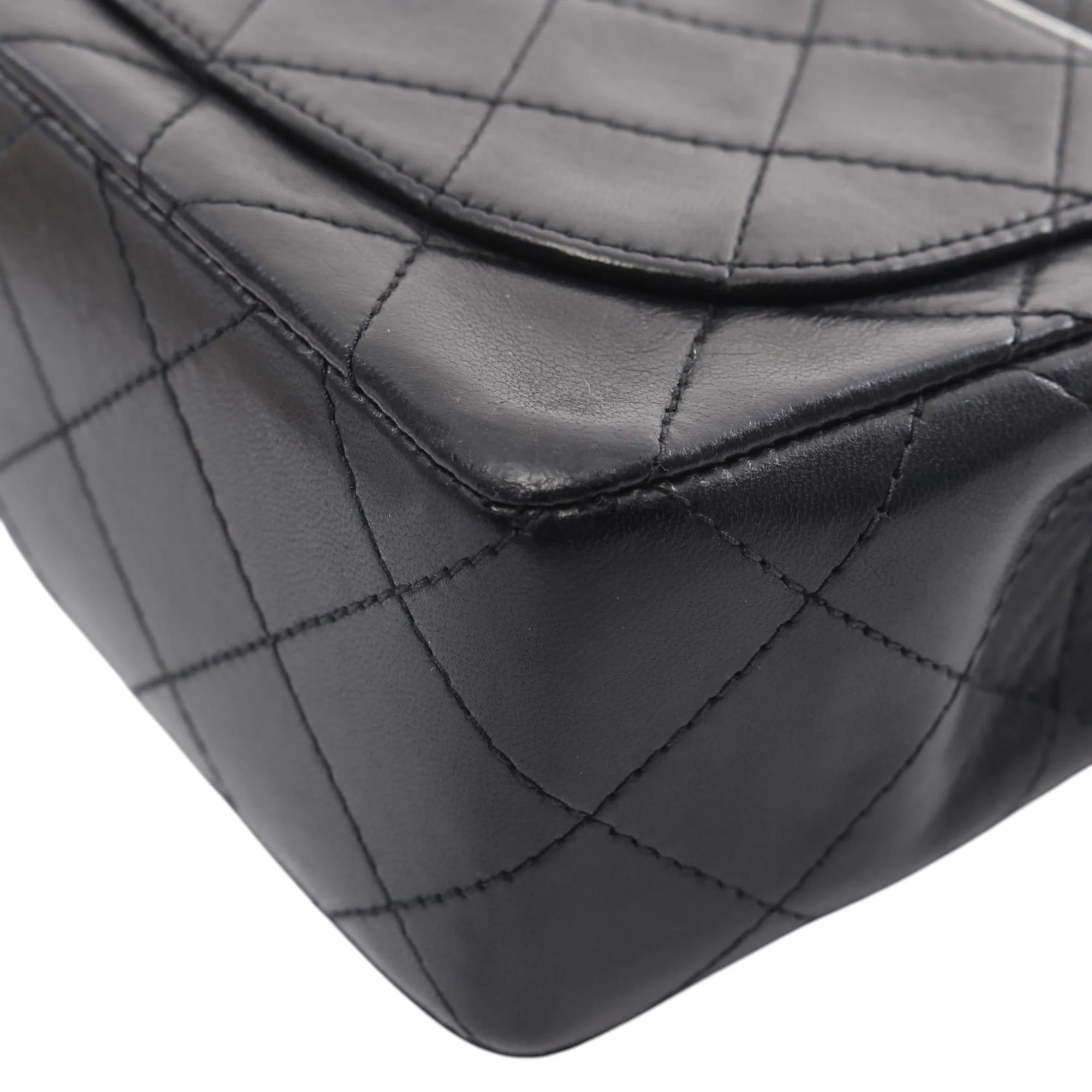 Chanel | Pre-Owned Mini Classic Quilted Lambskin Square Single Flap | Black - Image 12