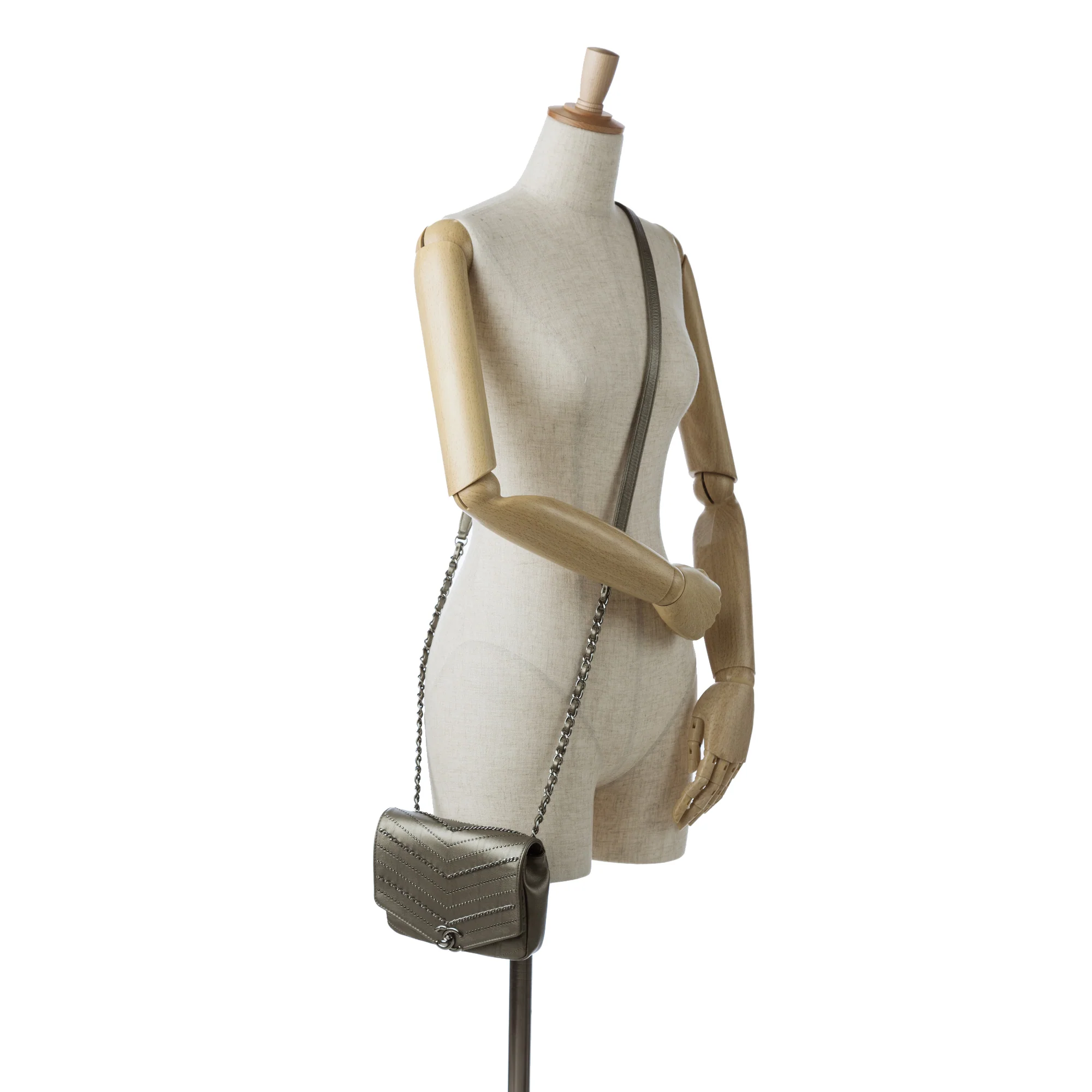 Chanel | Pre-Owned Mini Embellished Calfskin Chevron Square Envelop Flap | Gray - Image 2