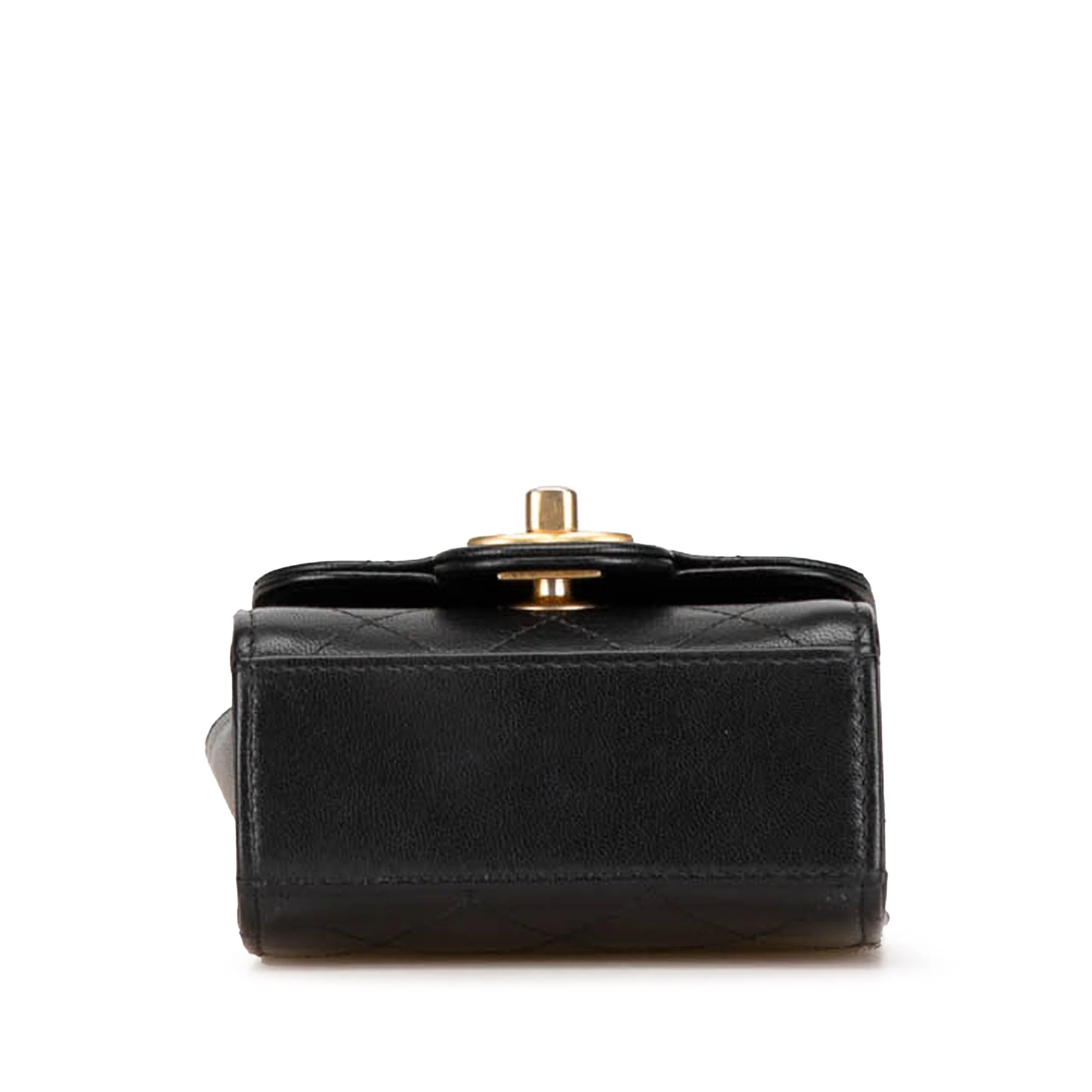 Chanel | Pre-Owned Mini Goatskin Chic Pearls Clutch On Chain | Black - Image 3